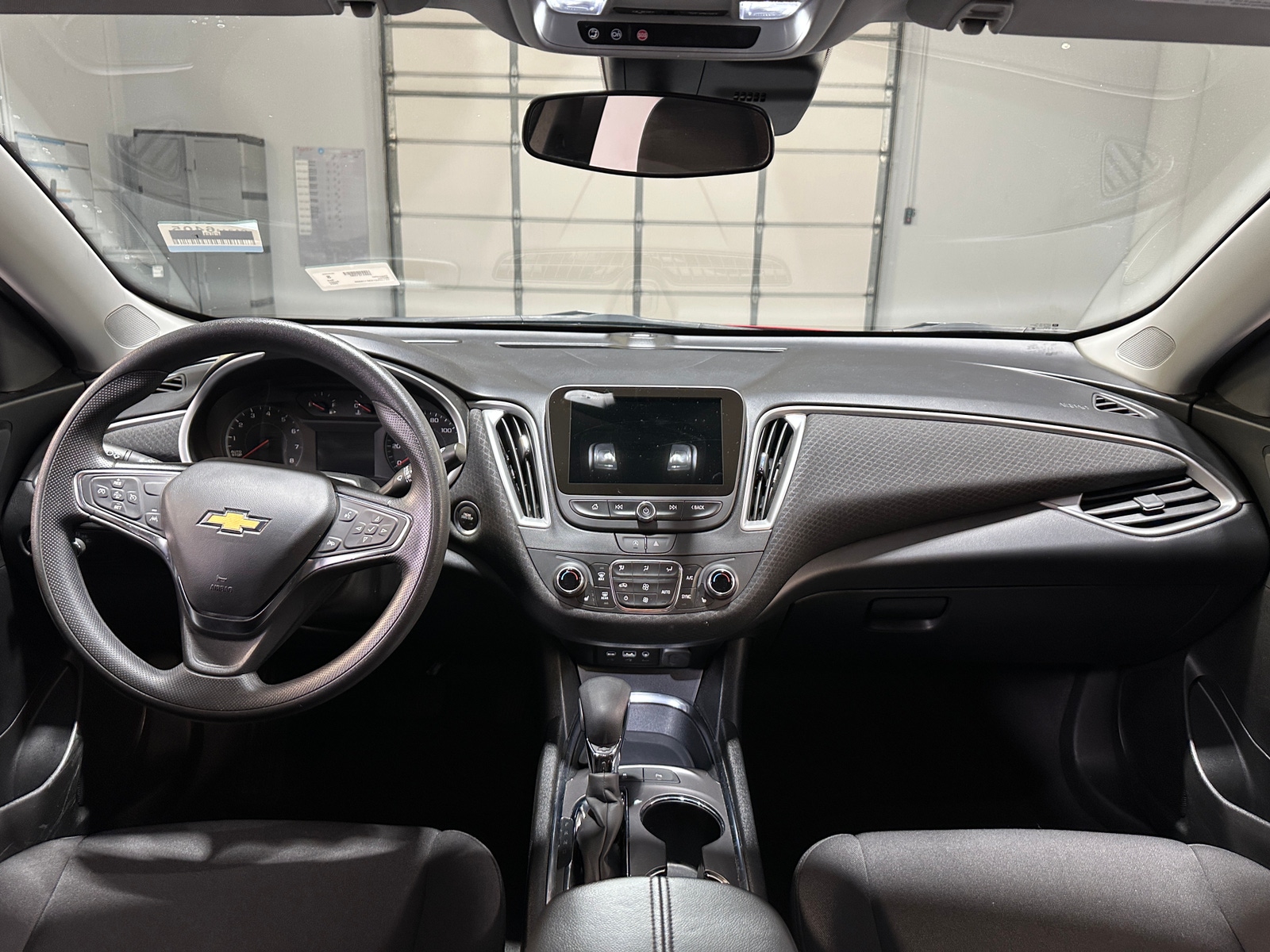 Thumbnail: 2024 Chevrolet Malibu - 3
