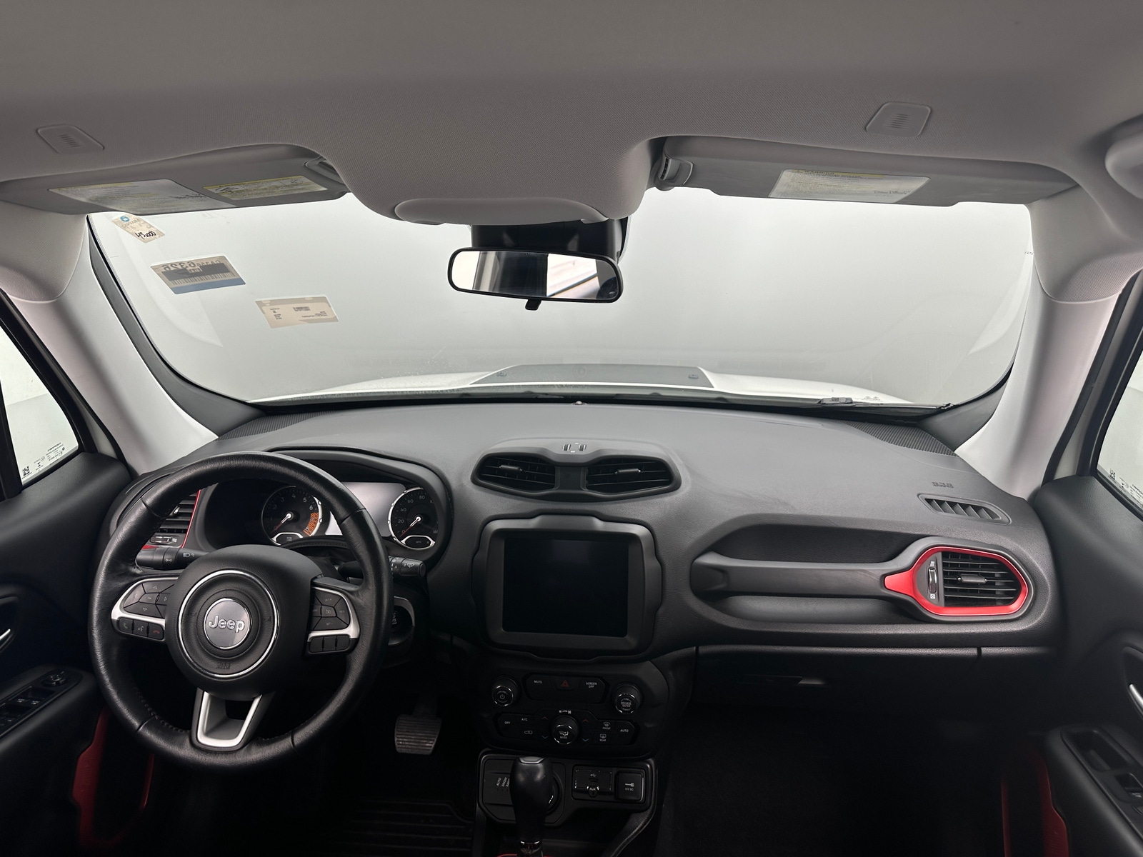 Thumbnail: 2019 Jeep Renegade - 3