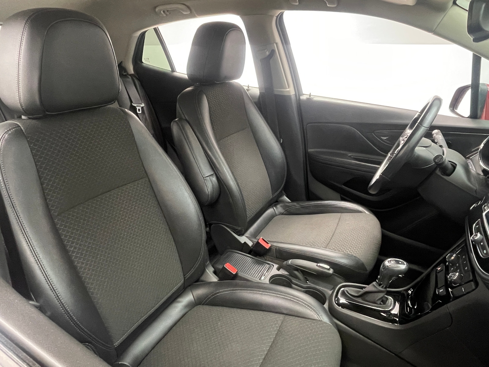 Thumbnail: 2019 Buick Encore - 2