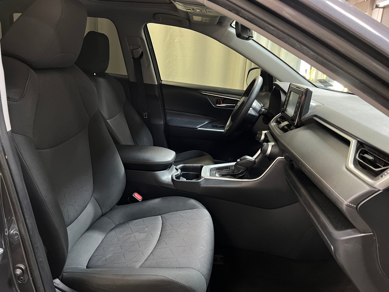 Thumbnail: 2019 Toyota RAV4 - 2