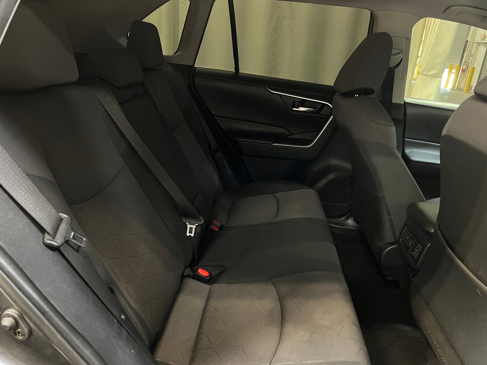 Thumbnail: 2019 Toyota RAV4 - 6