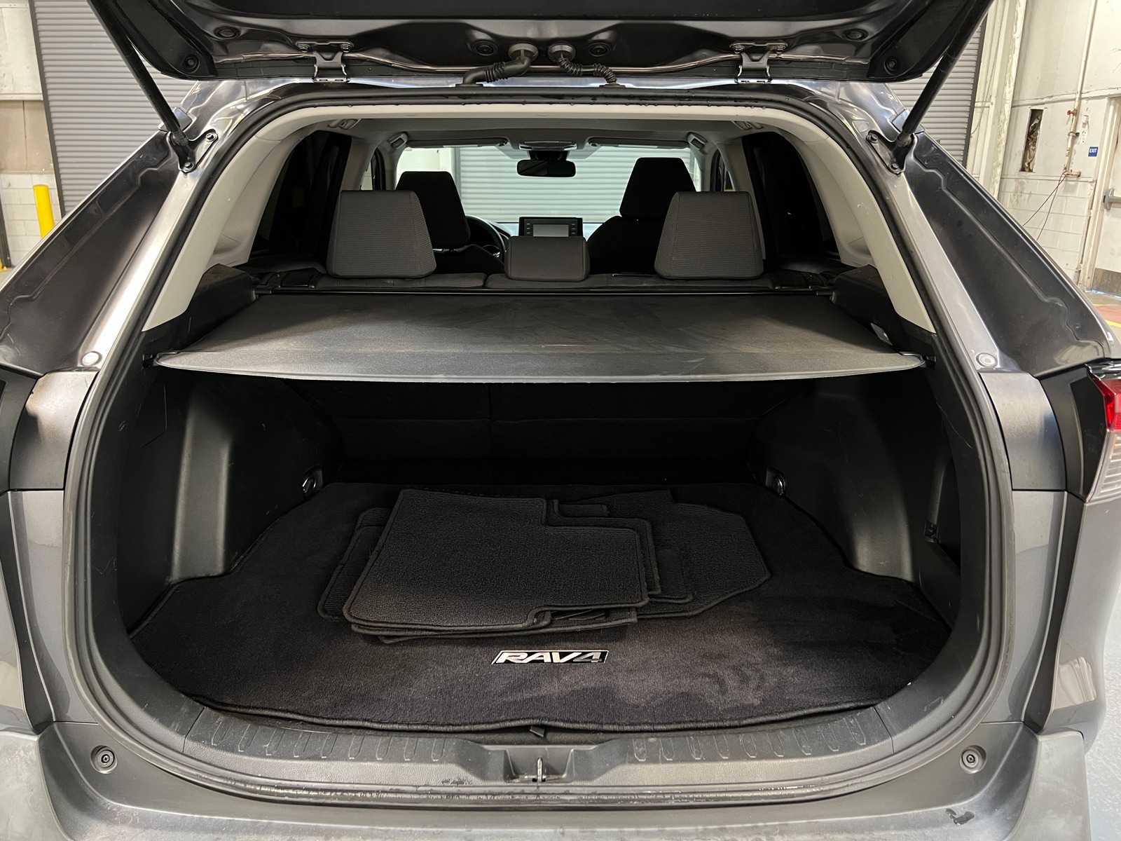 Thumbnail: 2019 Toyota RAV4 - 7