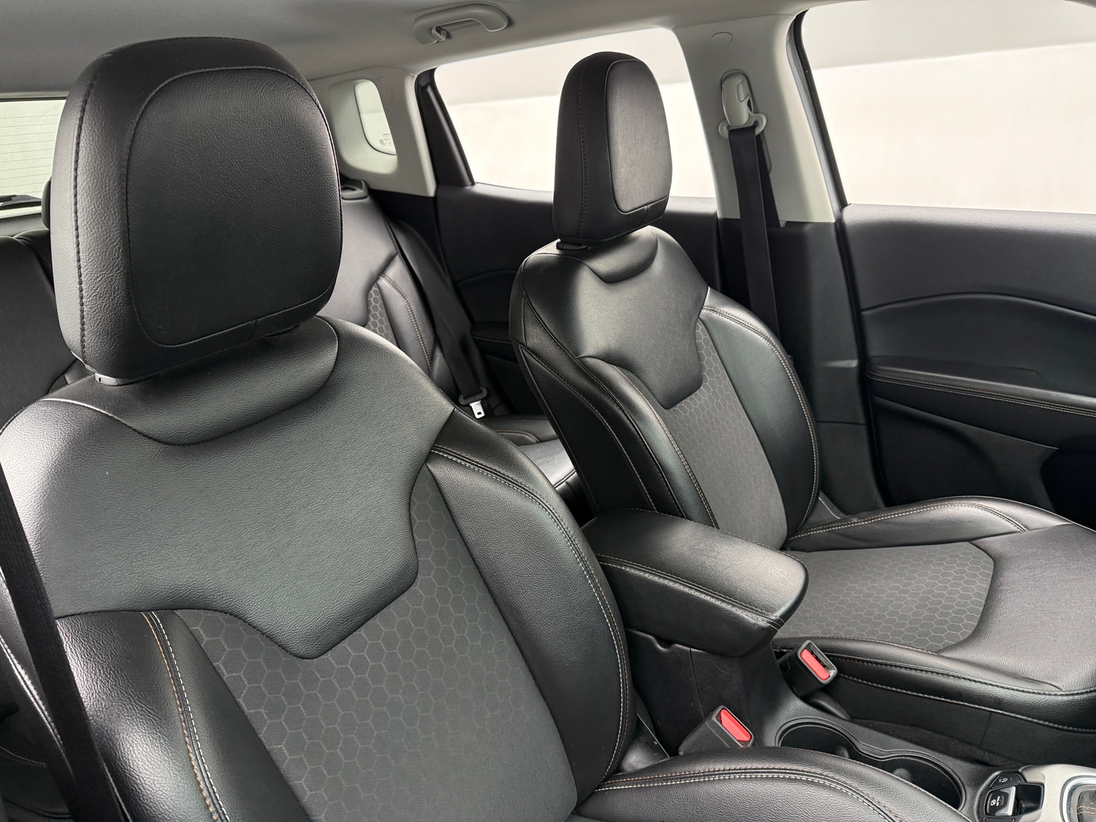 Thumbnail: 2019 Jeep Compass - 2