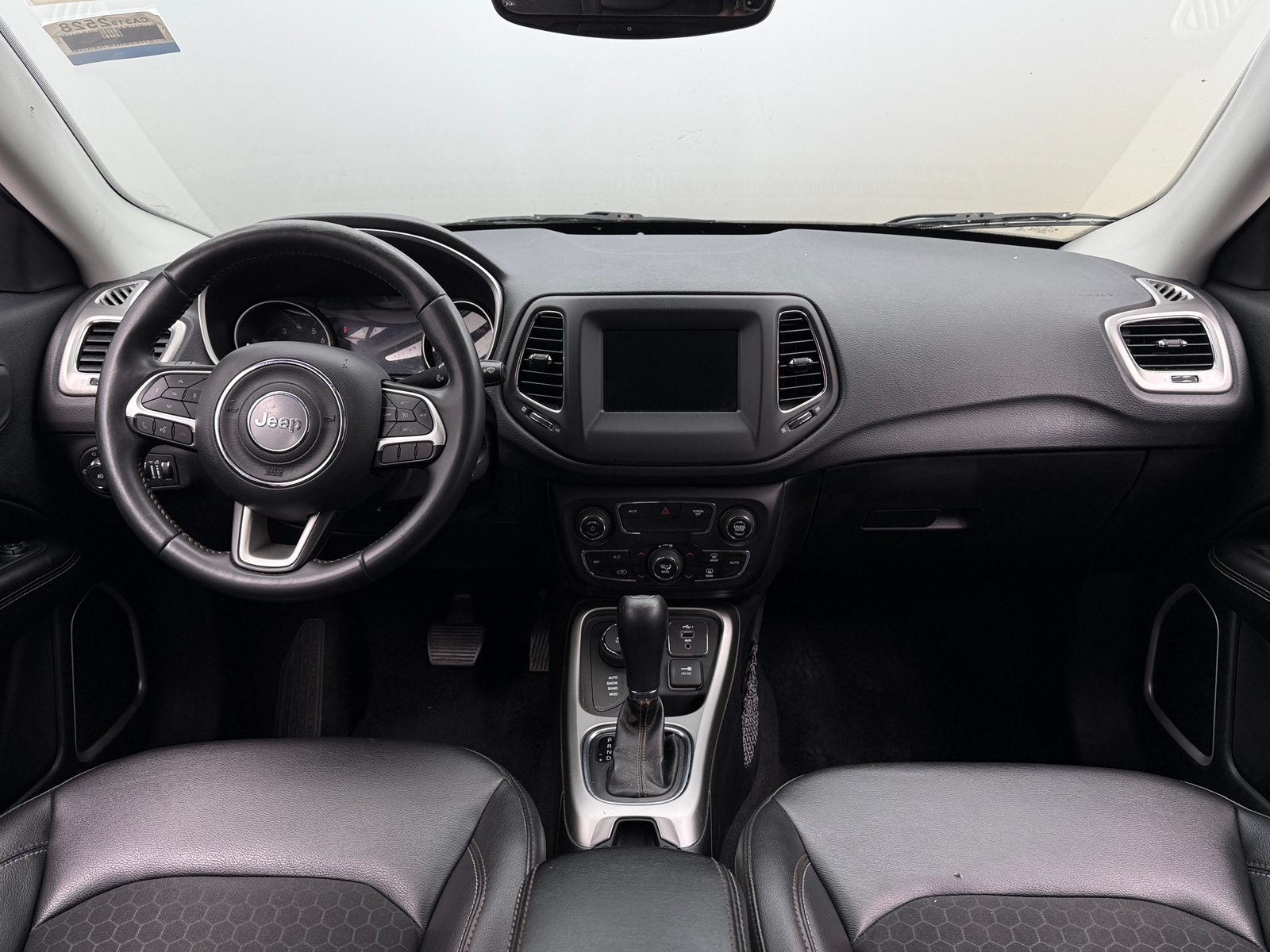 Thumbnail: 2019 Jeep Compass - 3