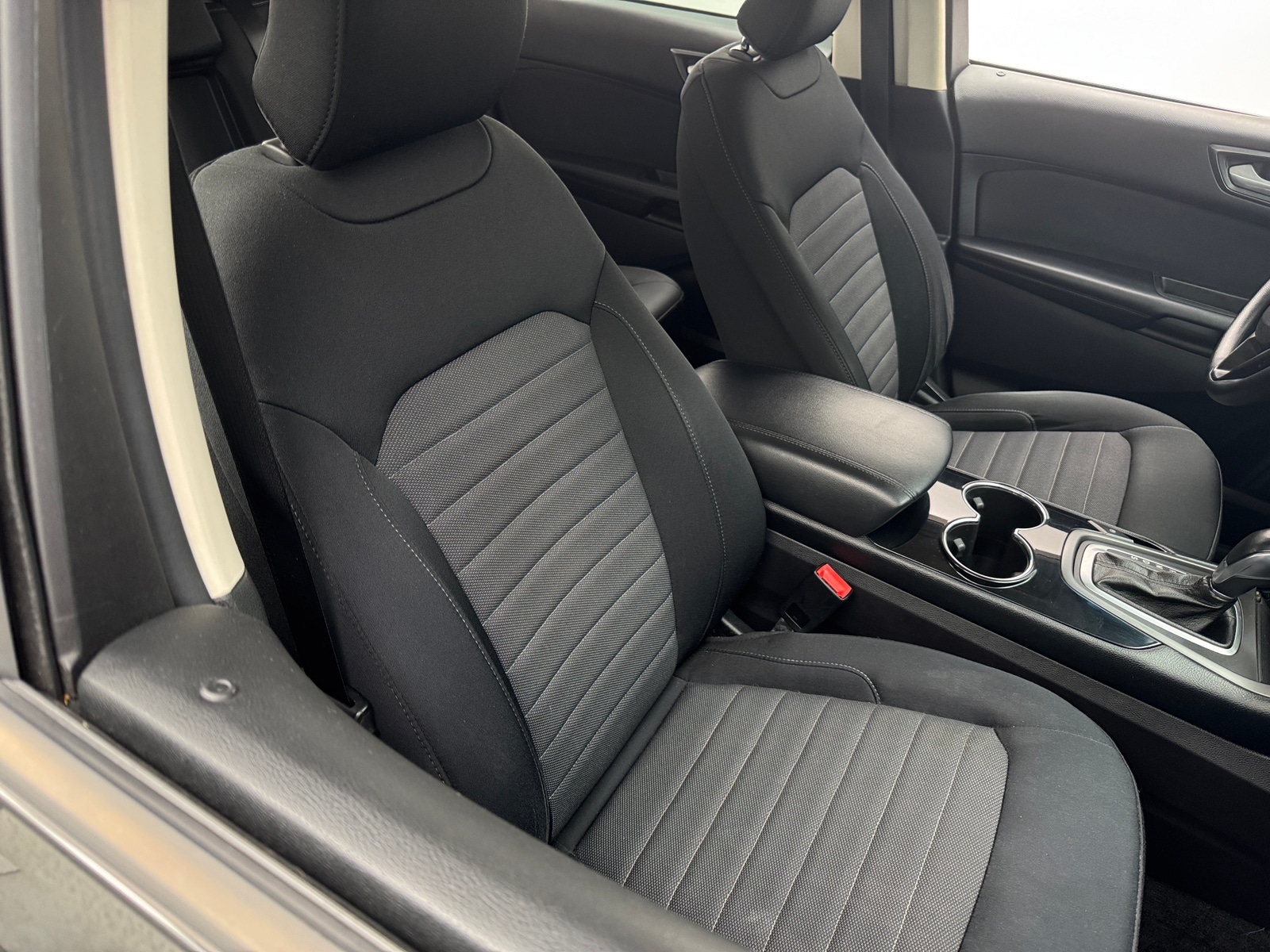 Thumbnail: 2018 Ford Edge - 2