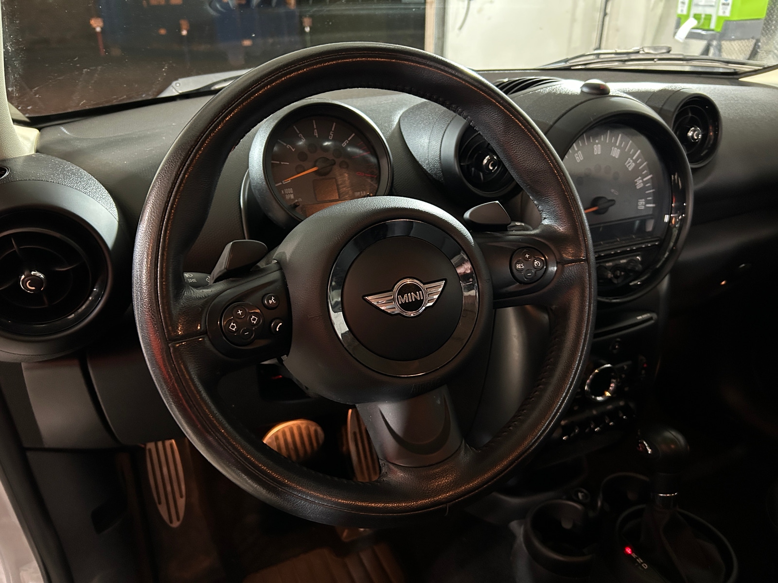 Thumbnail: 2015 MINI Cooper Countryman - 4