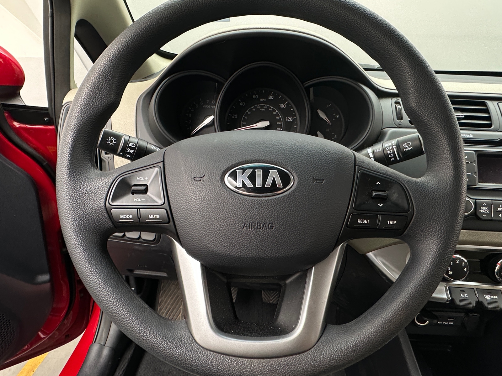 Thumbnail: 2014 Kia Rio - 5