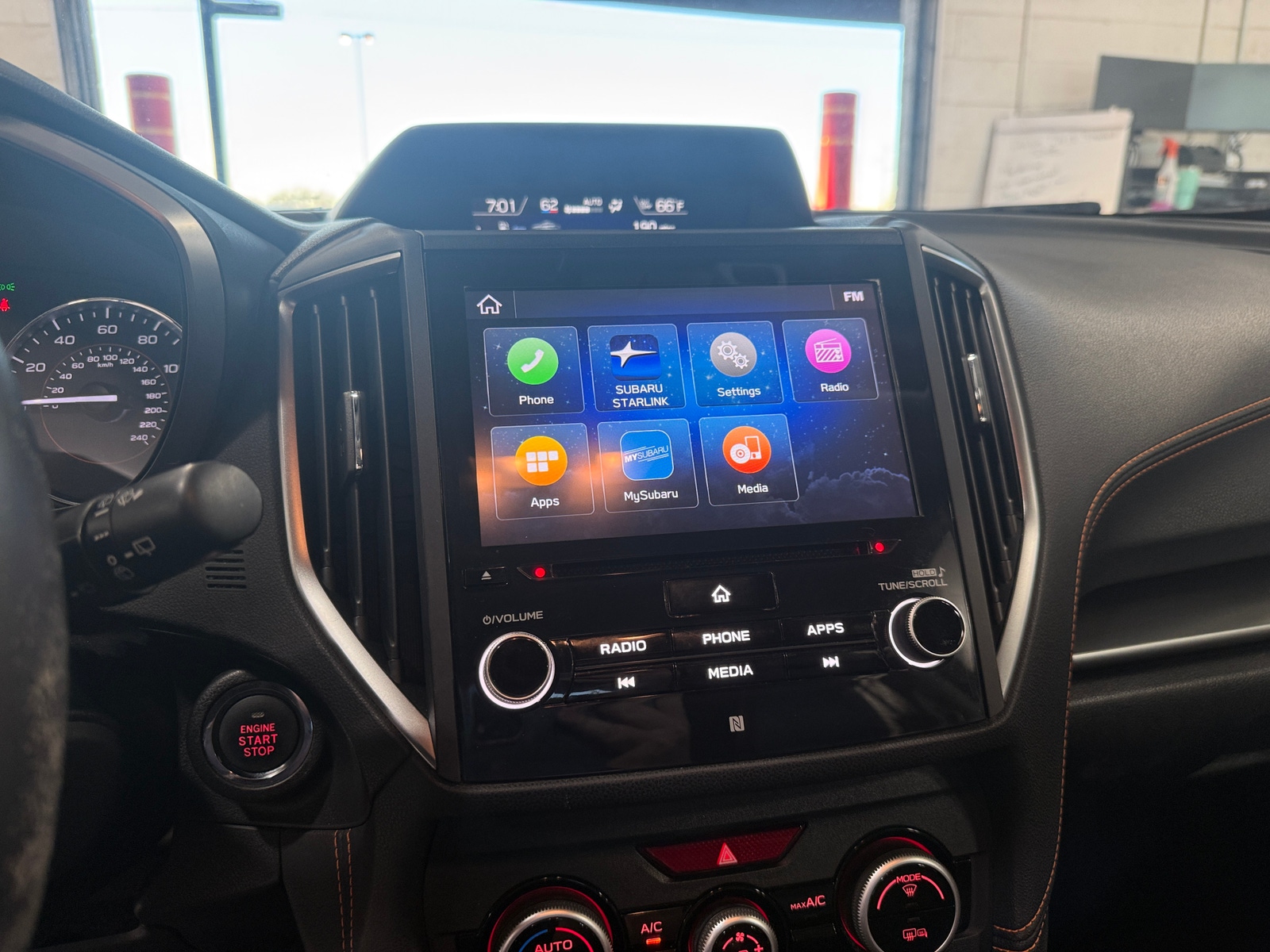 Thumbnail: 2019 Subaru Crosstrek - 3
