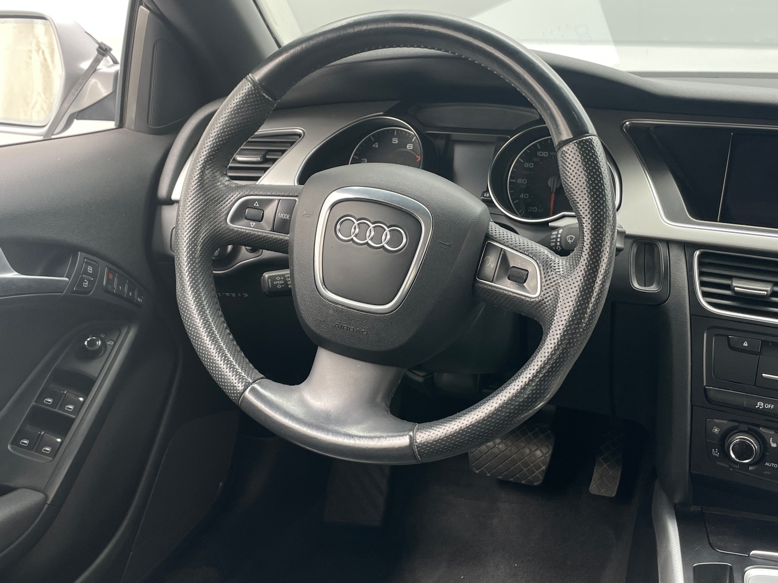 Thumbnail: 2012 Audi A5 - 4