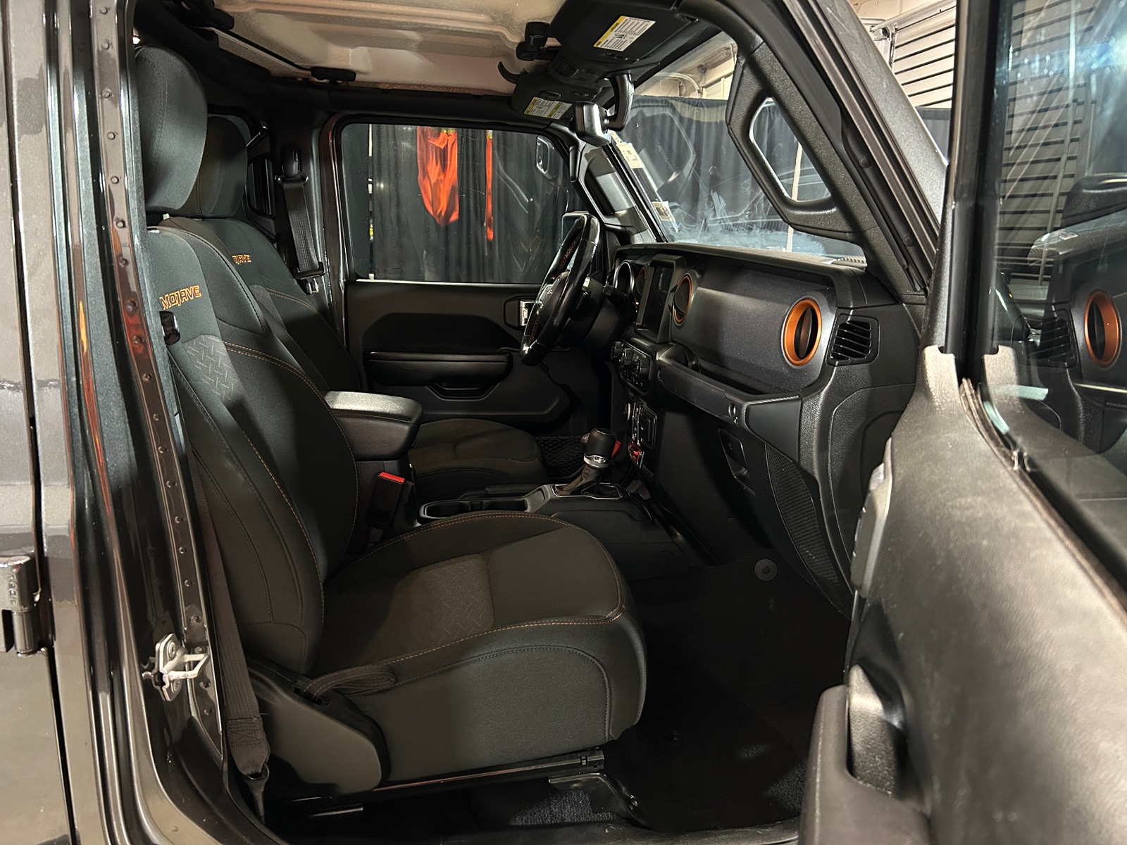 Thumbnail: 2021 Jeep Gladiator - 2