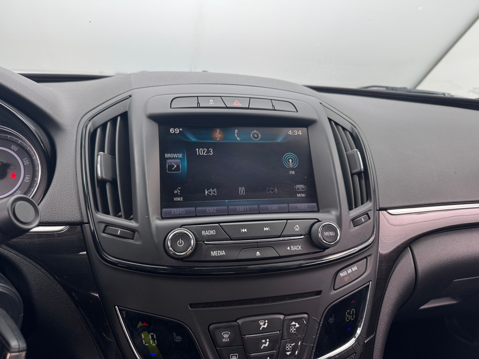 Thumbnail: 2015 Buick Regal - 3