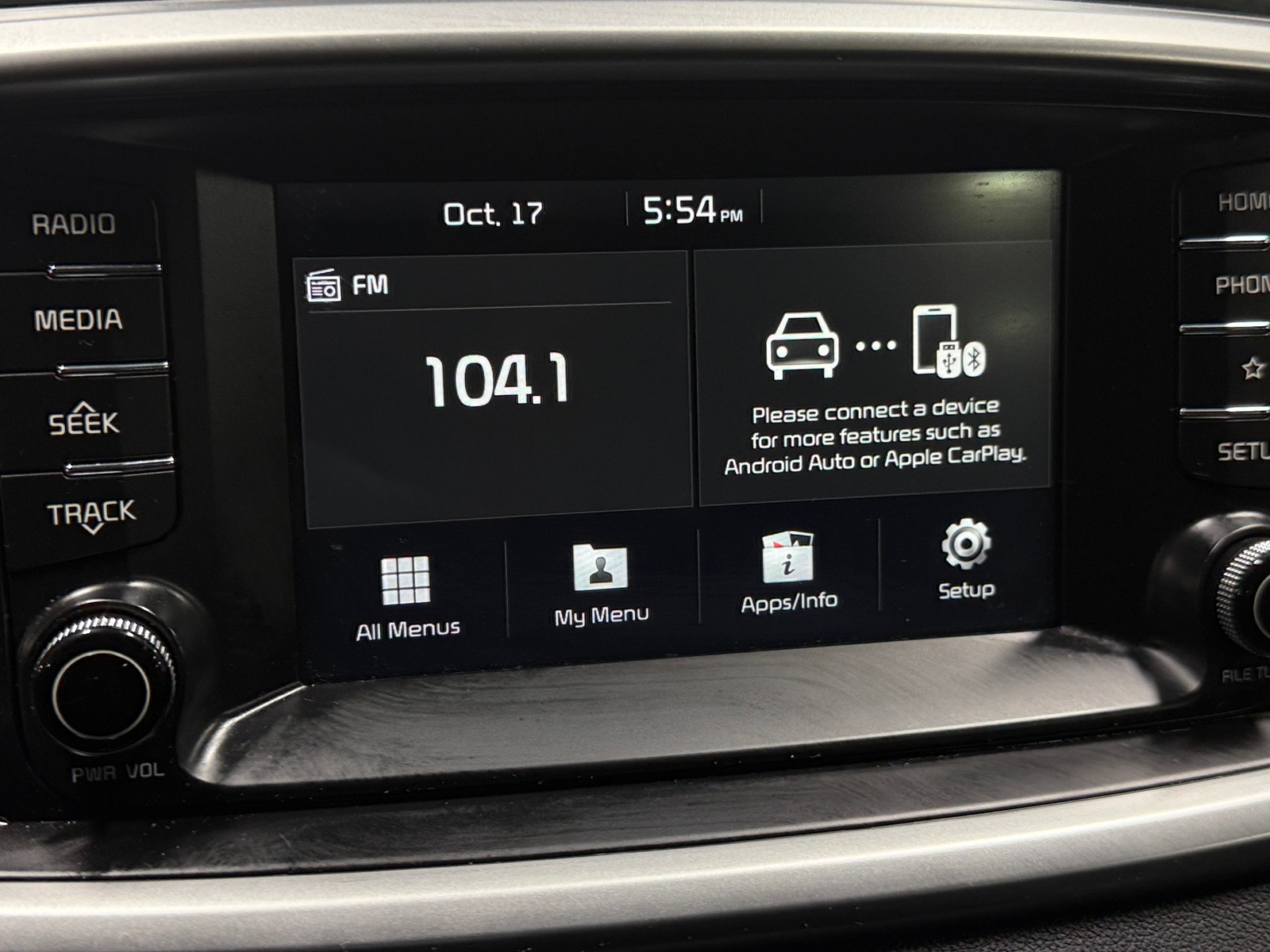 Thumbnail: 2019 Kia Sorento - 4
