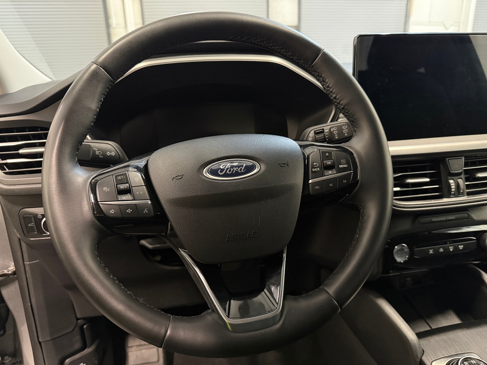 Thumbnail: 2024 Ford Escape - 5