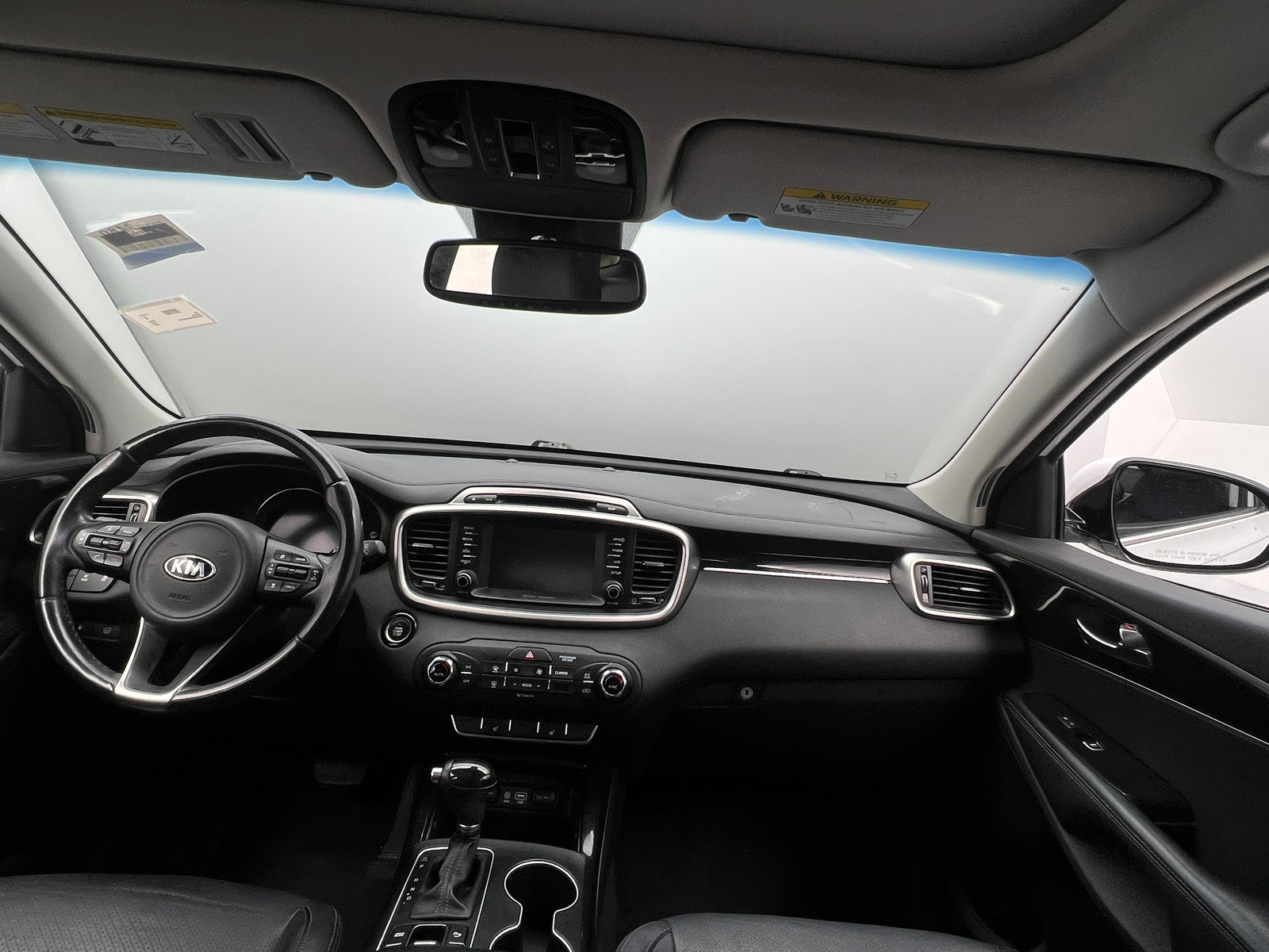 Thumbnail: 2017 Kia Sorento - 2