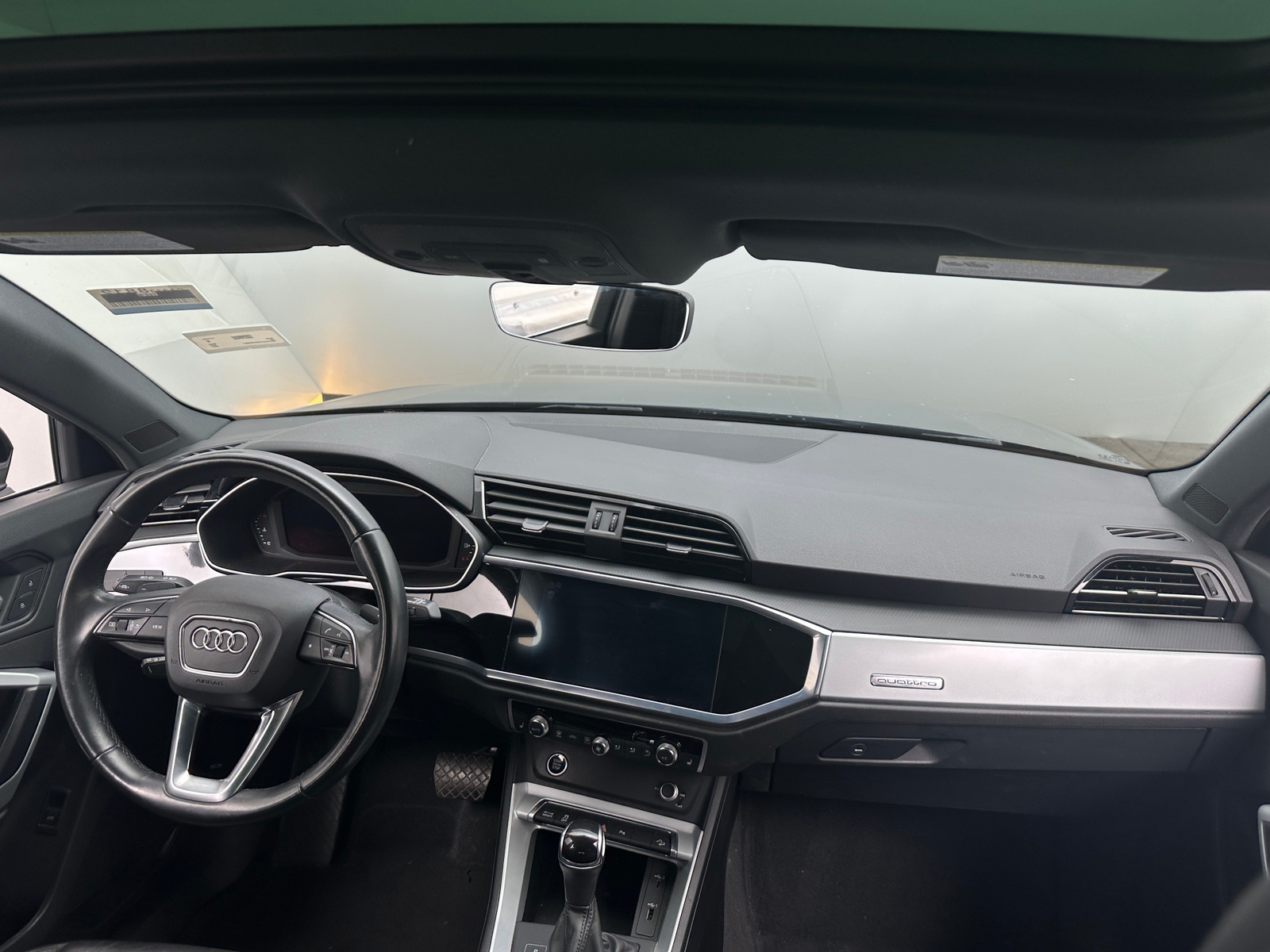 Thumbnail: 2021 Audi Q3 - 2