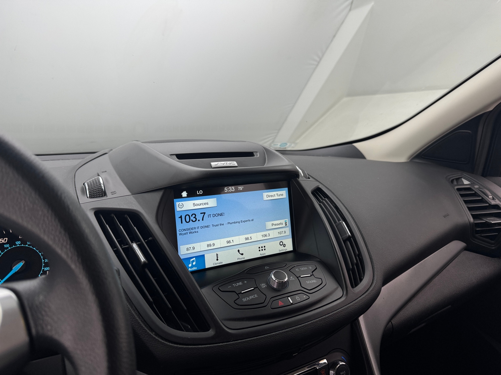 Thumbnail: 2016 Ford Escape - 4