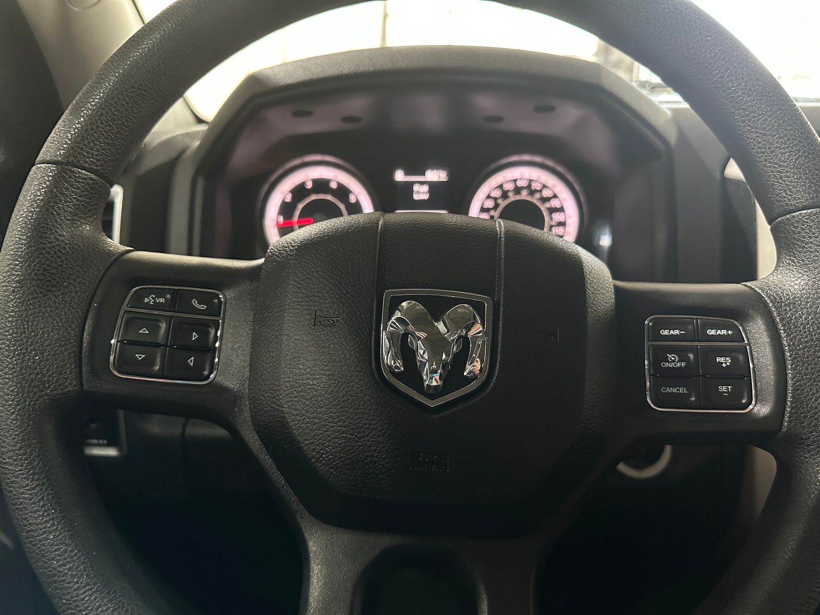 Thumbnail: 2020 RAM 1500 Classic - 5