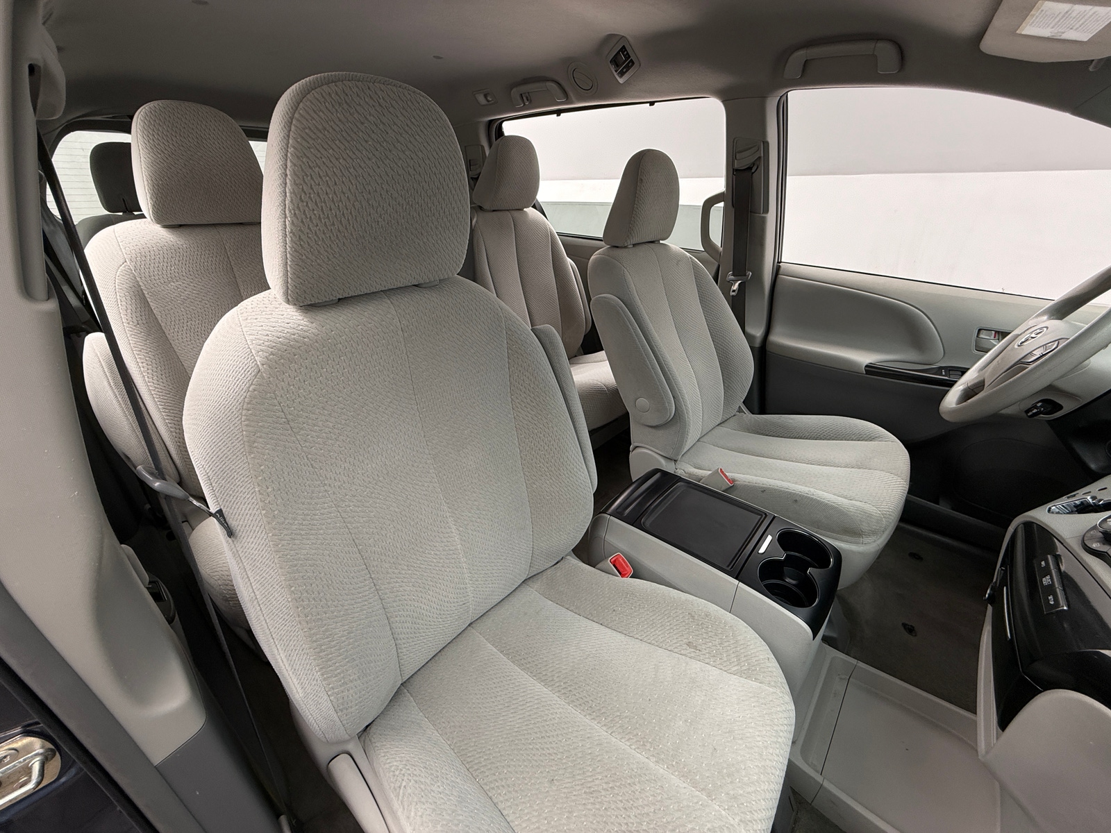 Thumbnail: 2013 Toyota Sienna - 2
