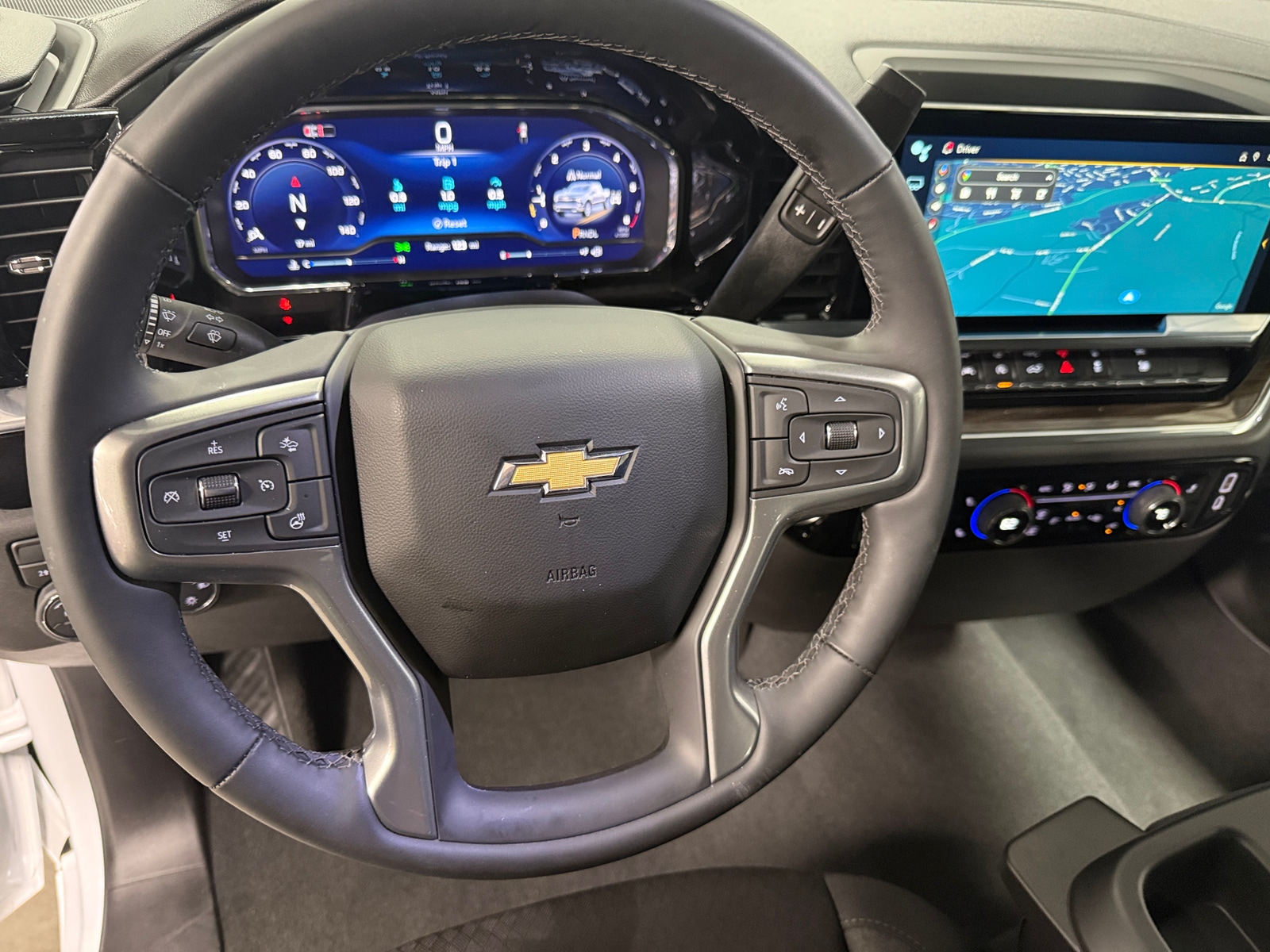 Thumbnail: 2025 Chevrolet Silverado 1500 - 4
