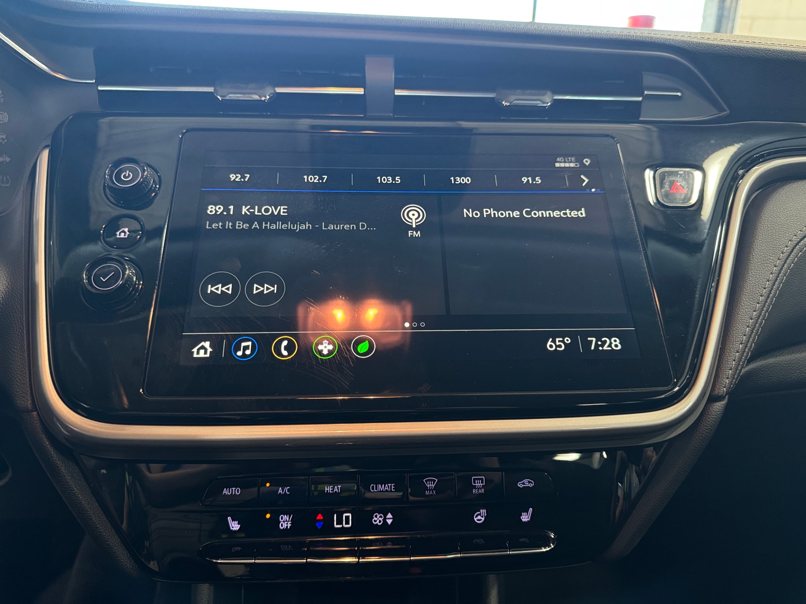 Thumbnail: 2023 Chevrolet Bolt EUV - 4