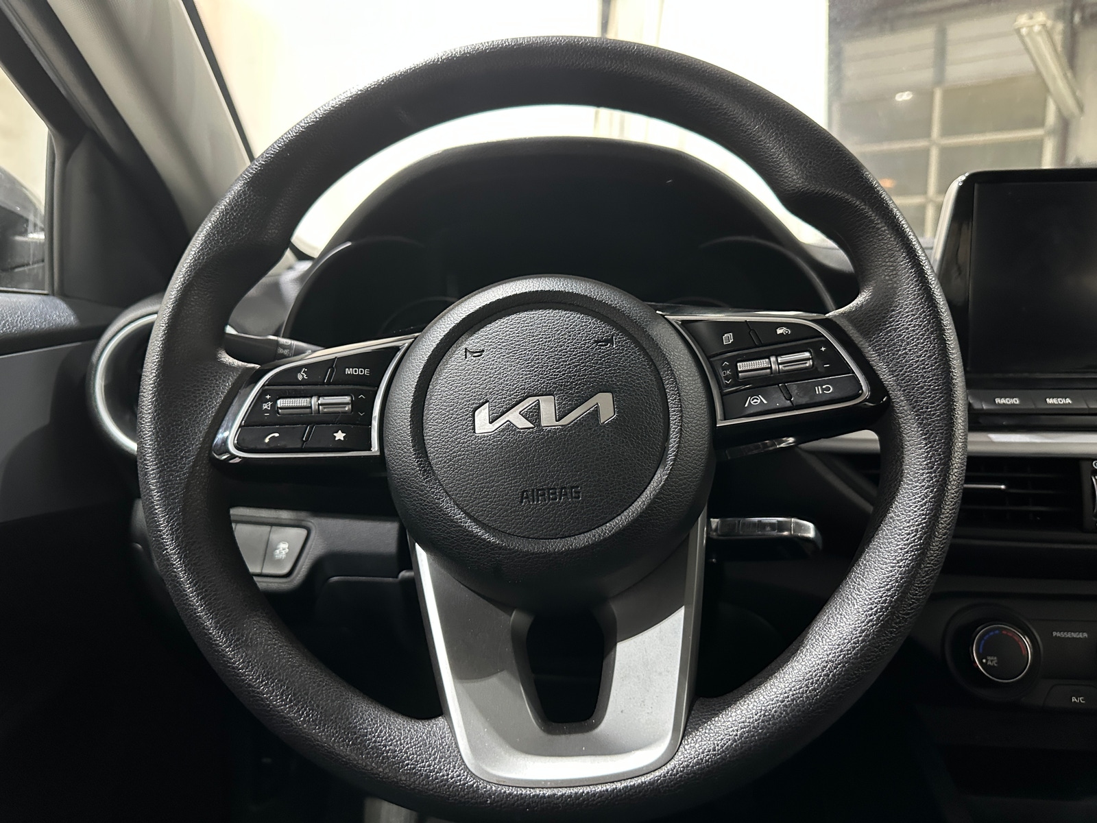 Thumbnail: 2024 Kia Forte - 5