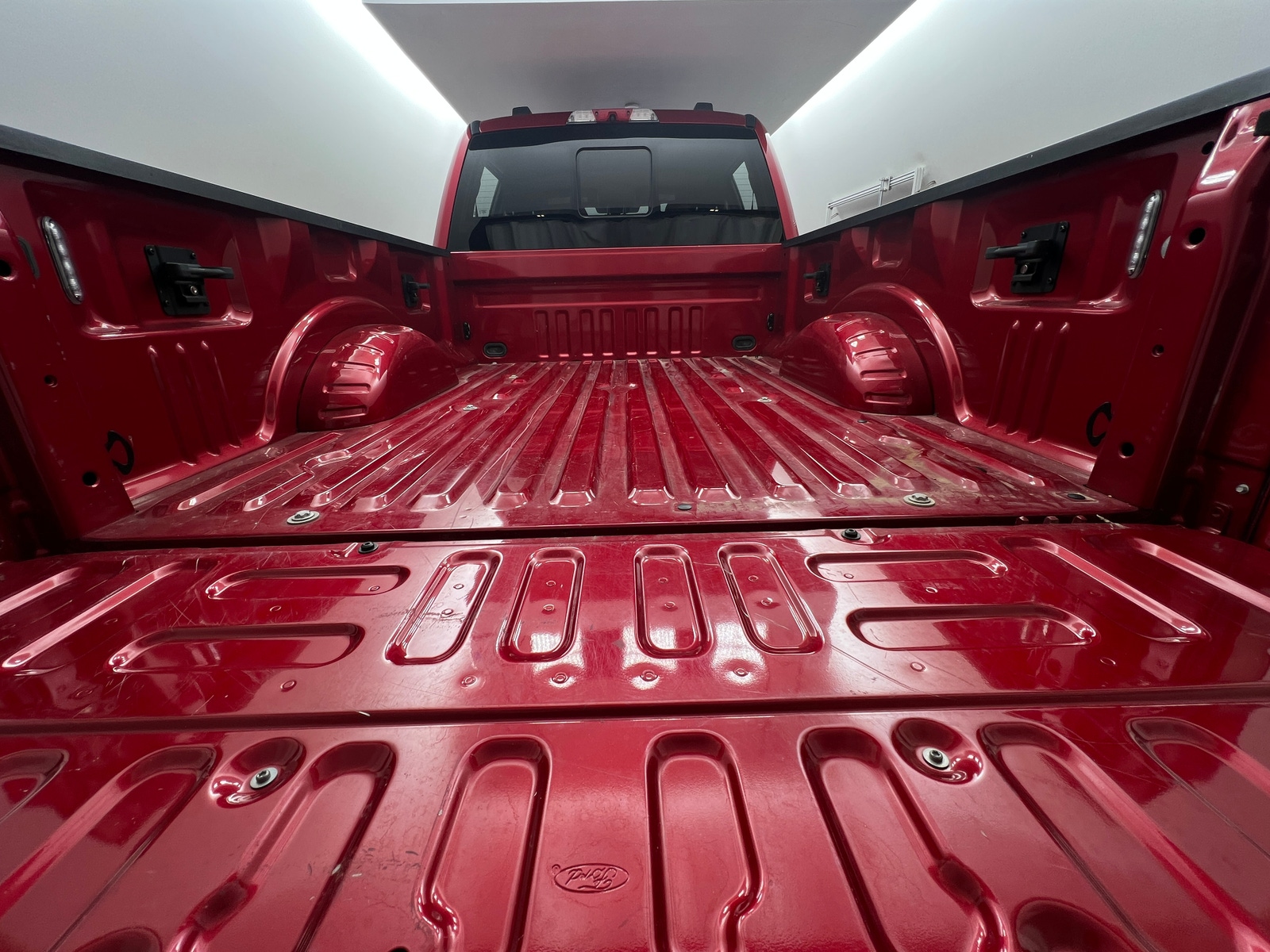 Thumbnail: 2022 Ford Econoline - 6