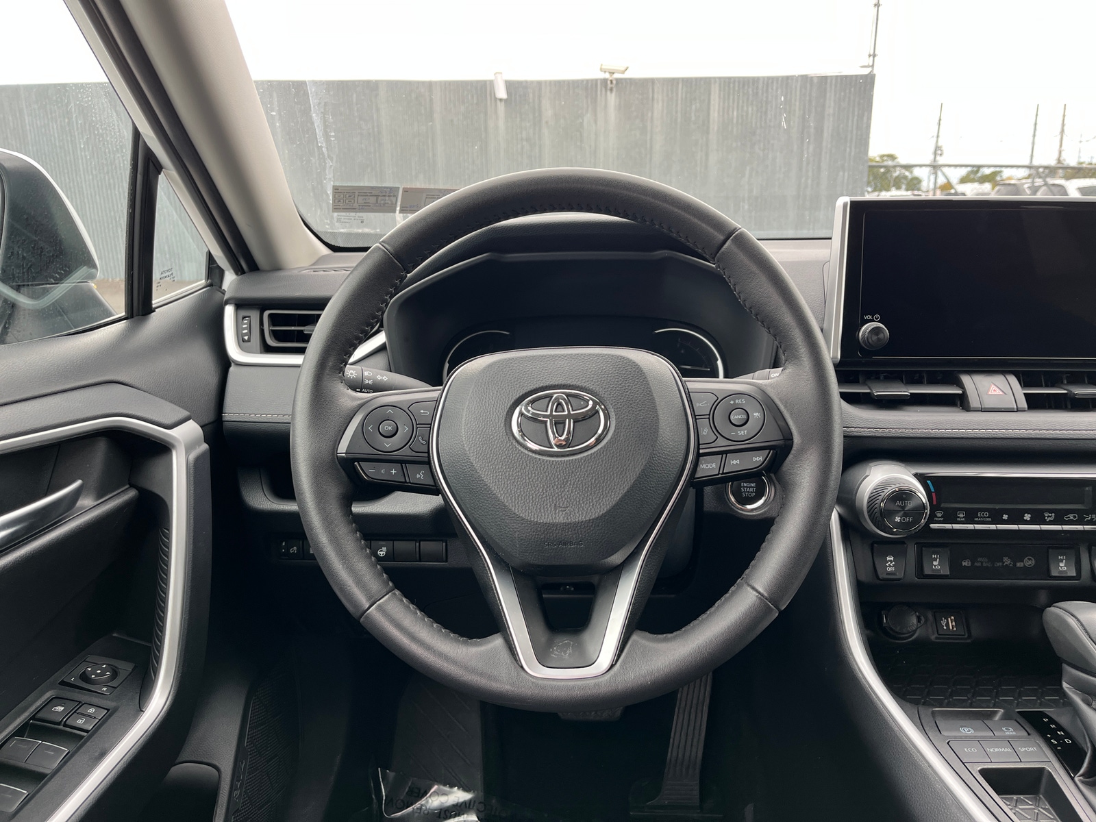 Thumbnail: 2025 Toyota RAV4 - 5