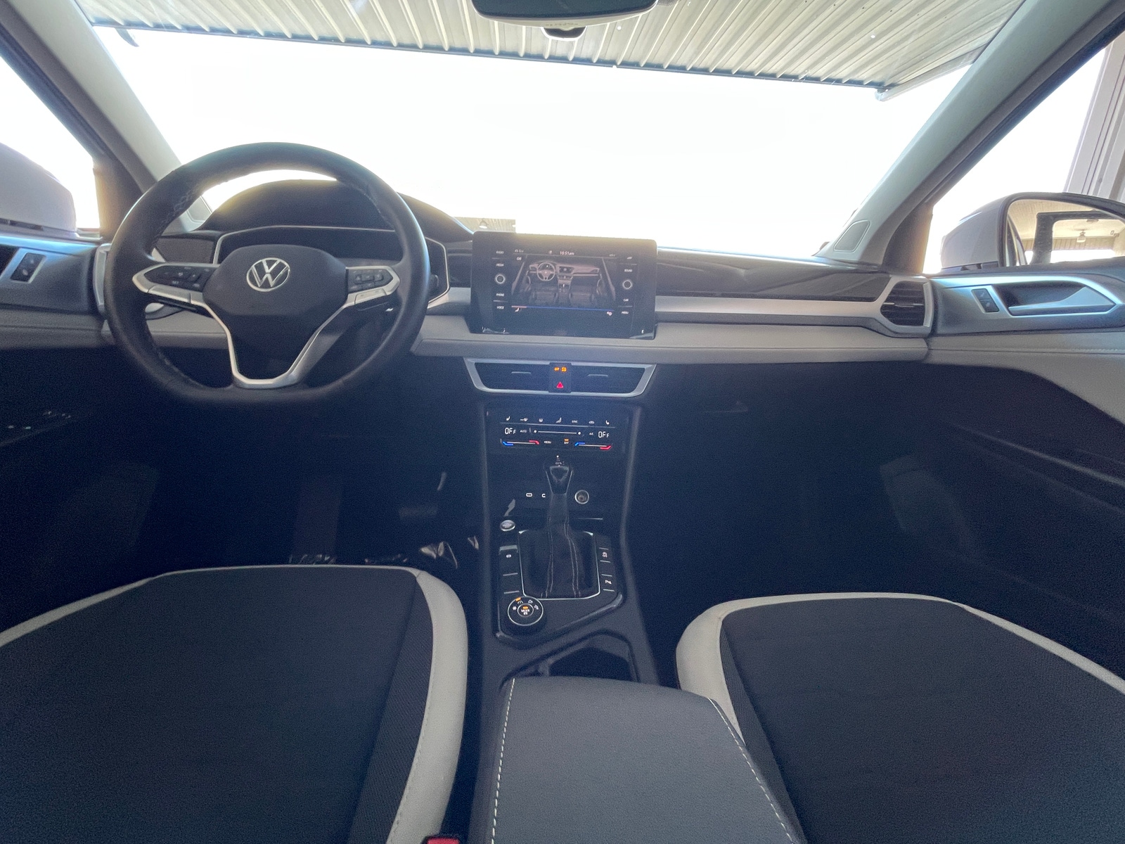 Thumbnail: 2025 Volkswagen Taos - 3