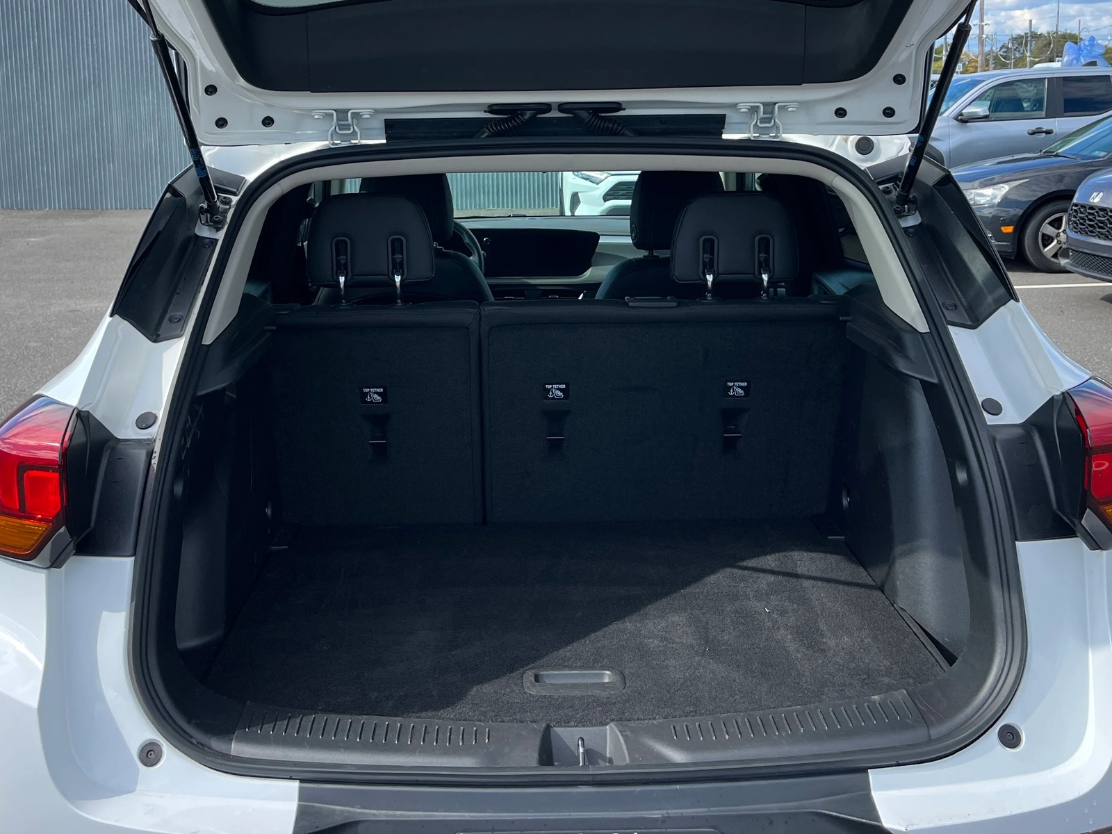 Thumbnail: 2025 Buick Encore GX - 5