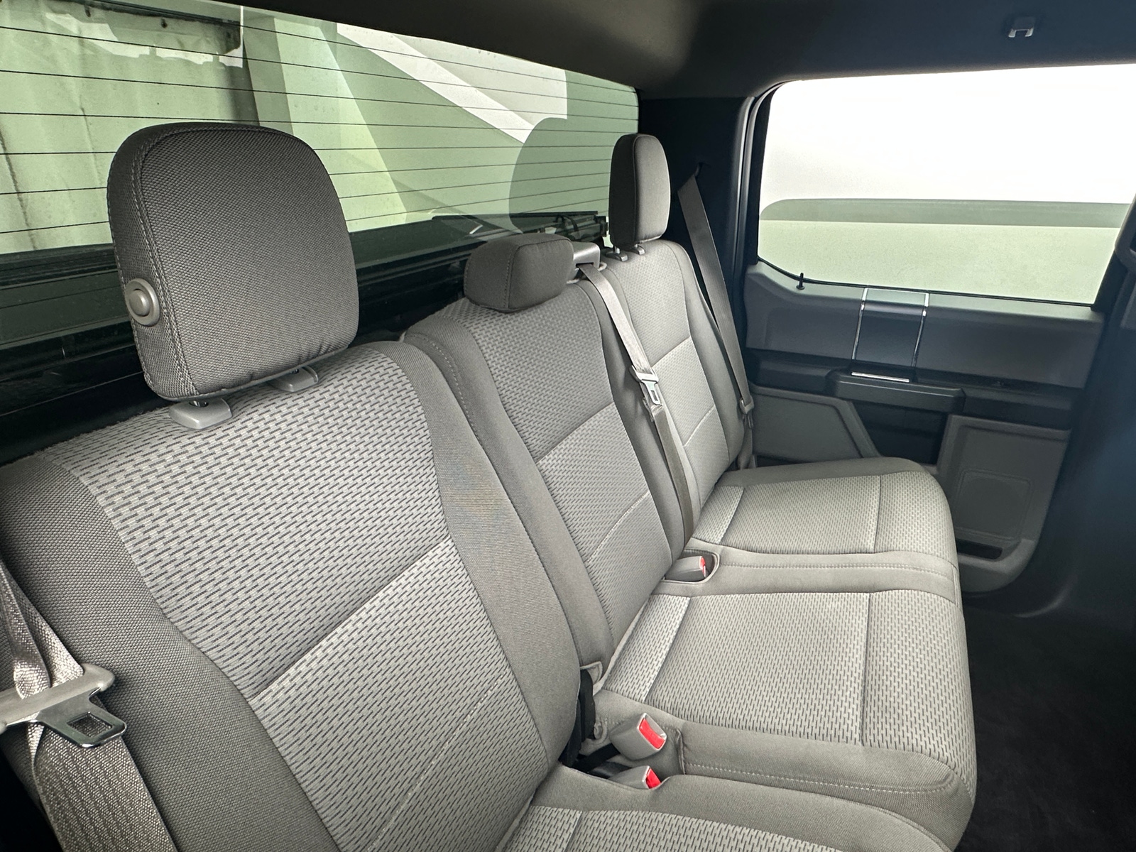 Thumbnail: 2017 Ford Econoline - 6
