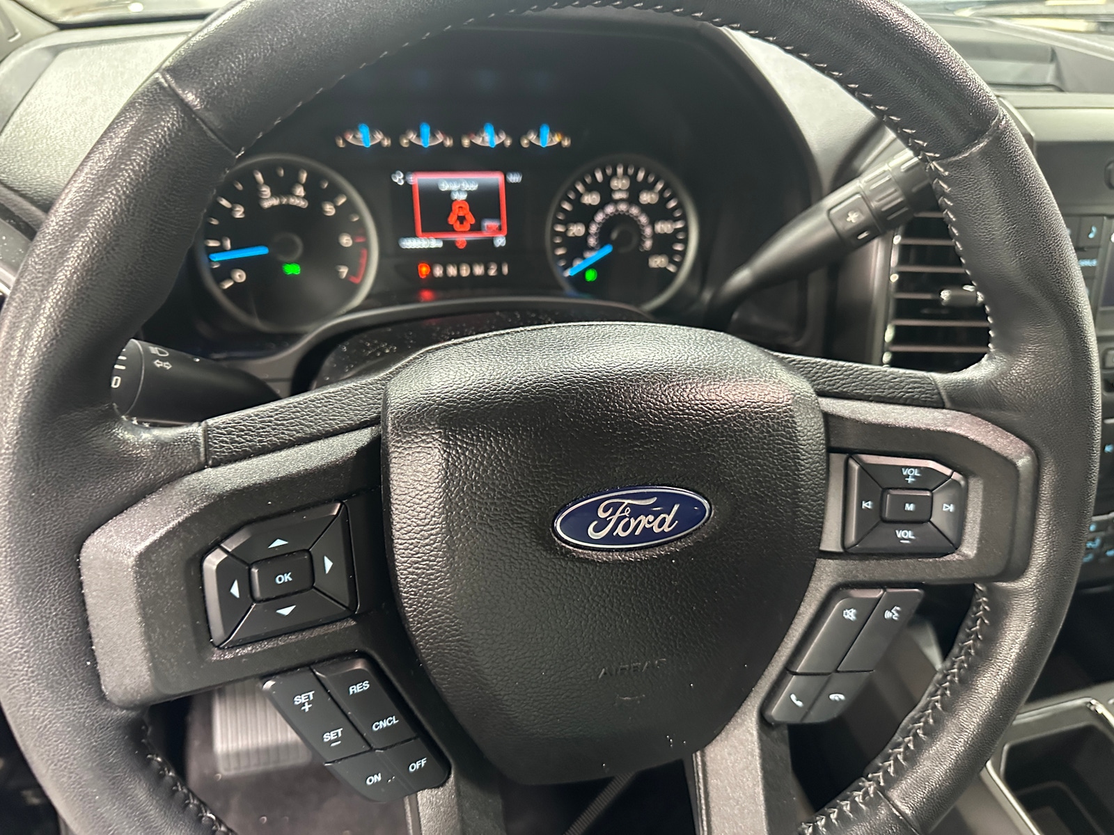 Thumbnail: 2017 Ford Econoline - 5