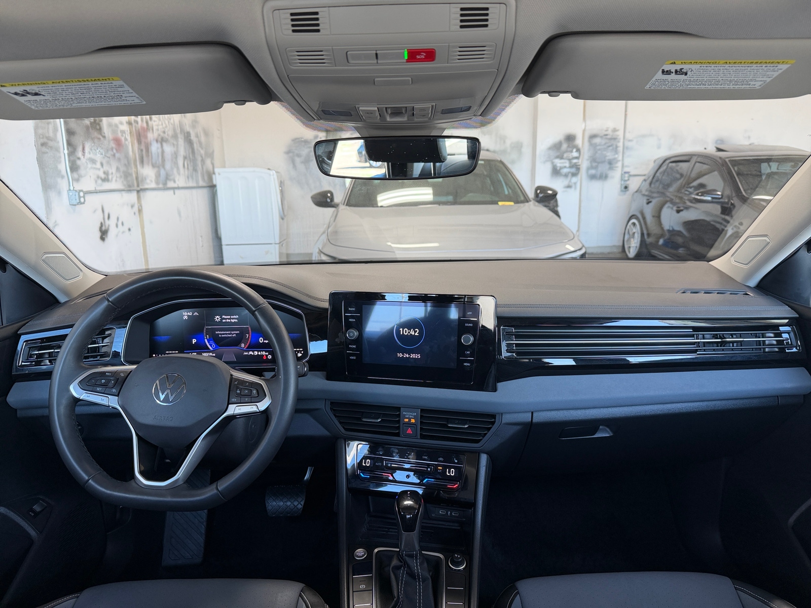 Thumbnail: 2025 Volkswagen Jetta - 3