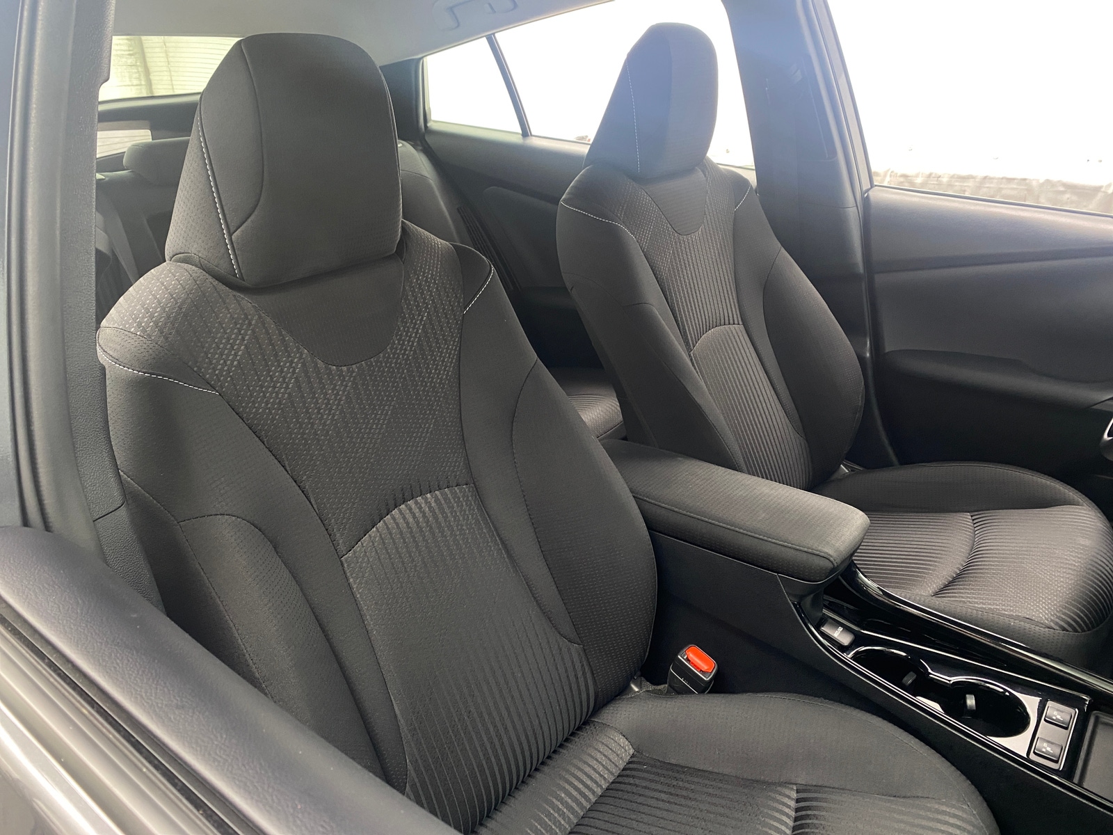 Thumbnail: 2020 Toyota Prius Prime - 2