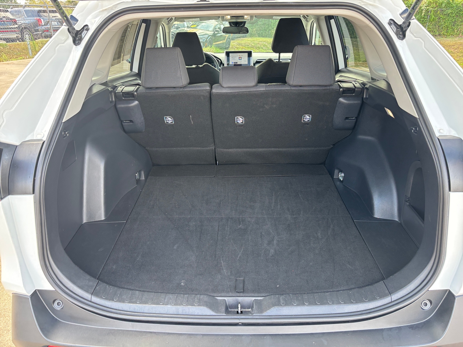 Thumbnail: 2025 Toyota RAV4 - 6