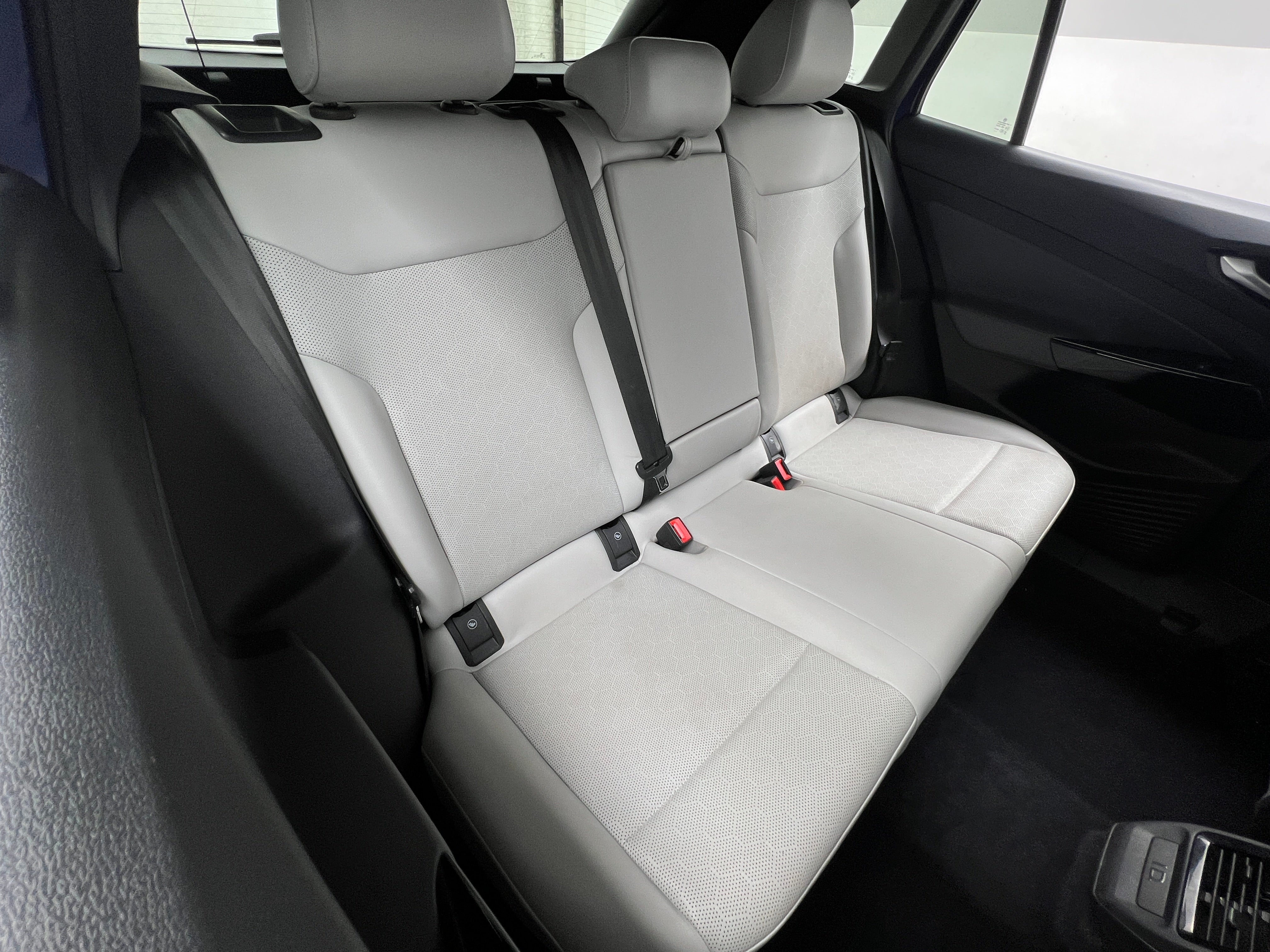 Used 2021 Volkswagen ID.4 PRO S with VIN WVGKMPE27MP040701 for sale in Auburn, WA