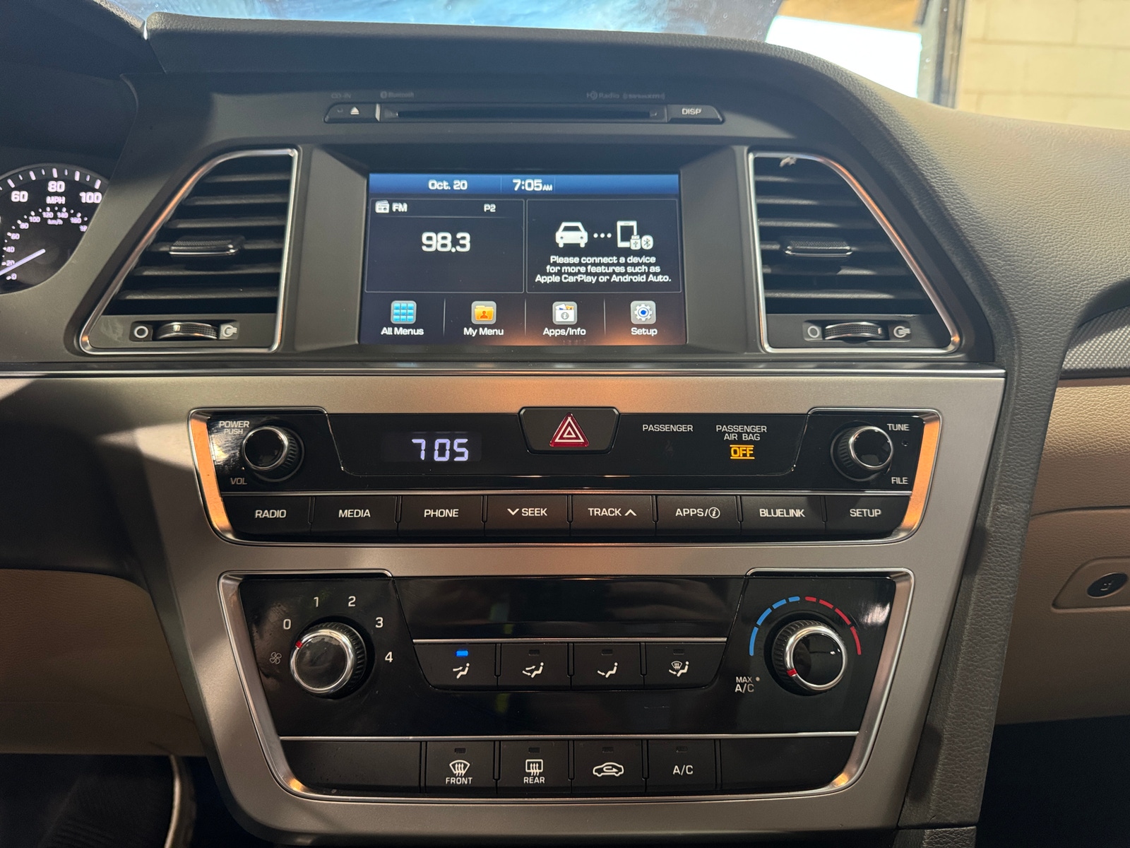 Thumbnail: 2017 Hyundai Sonata - 4