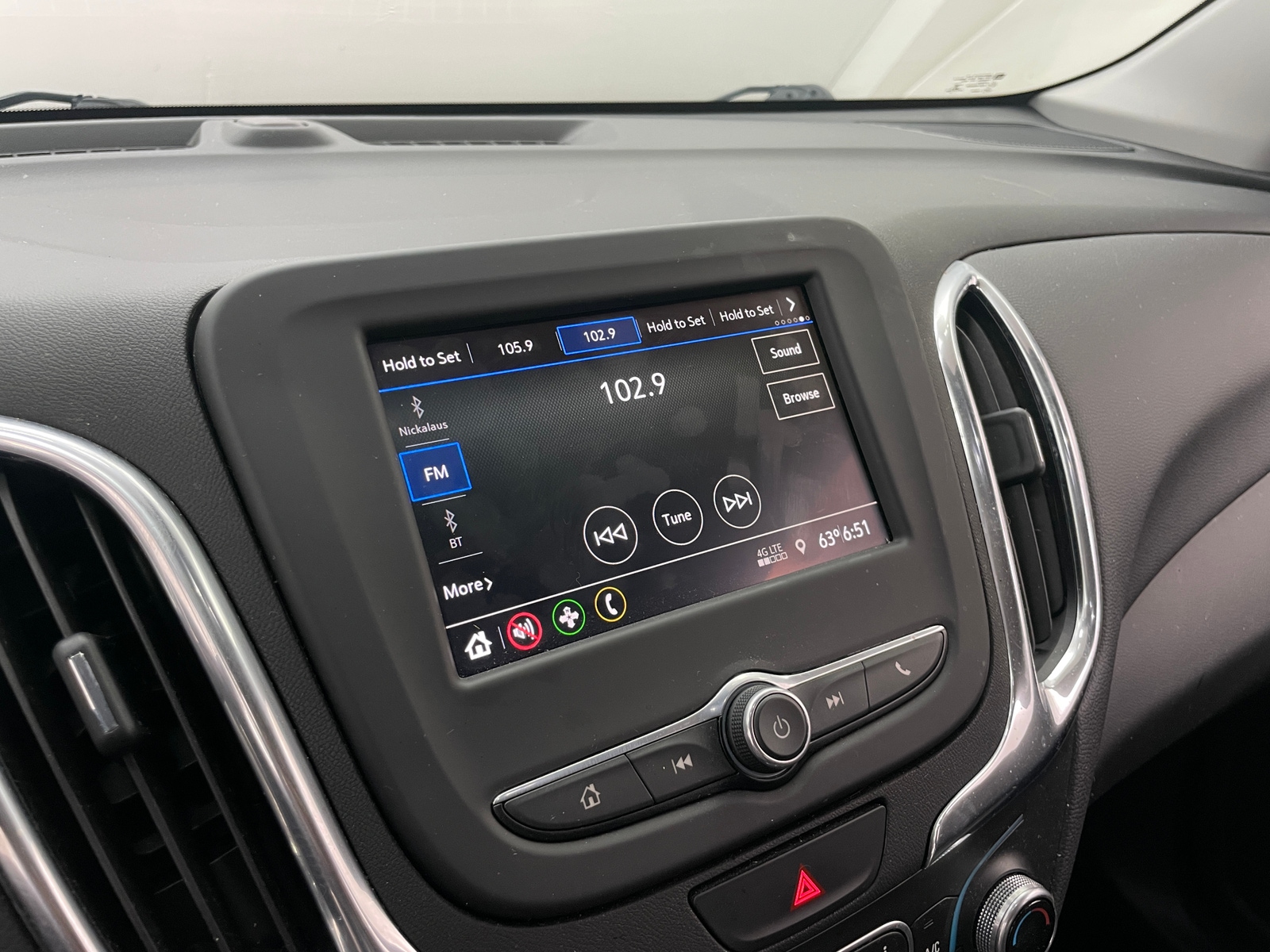 Thumbnail: 2020 Chevrolet Equinox - 4