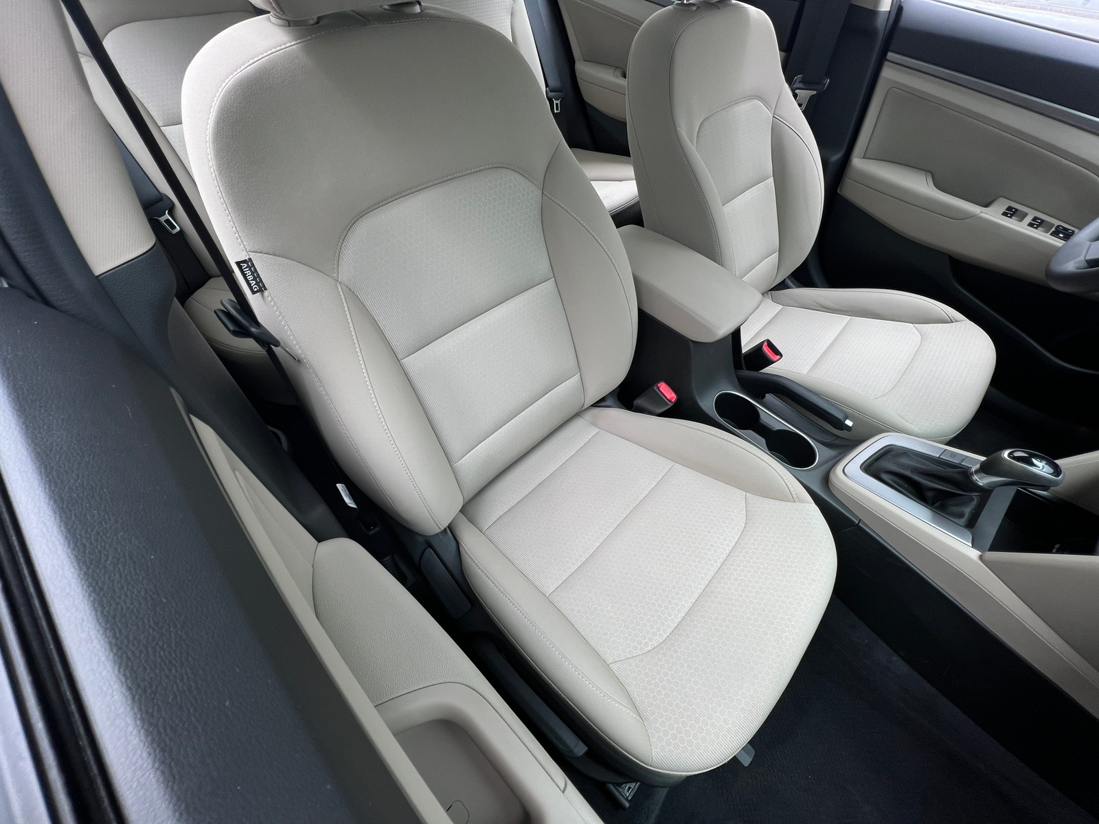 Thumbnail: 2018 Hyundai Elantra - 2