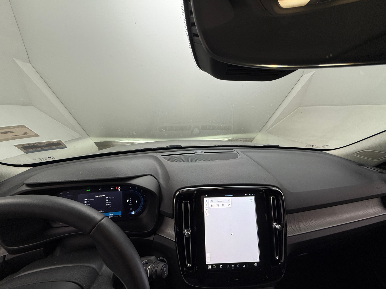 Thumbnail: 2025 Volvo XC40 - 2
