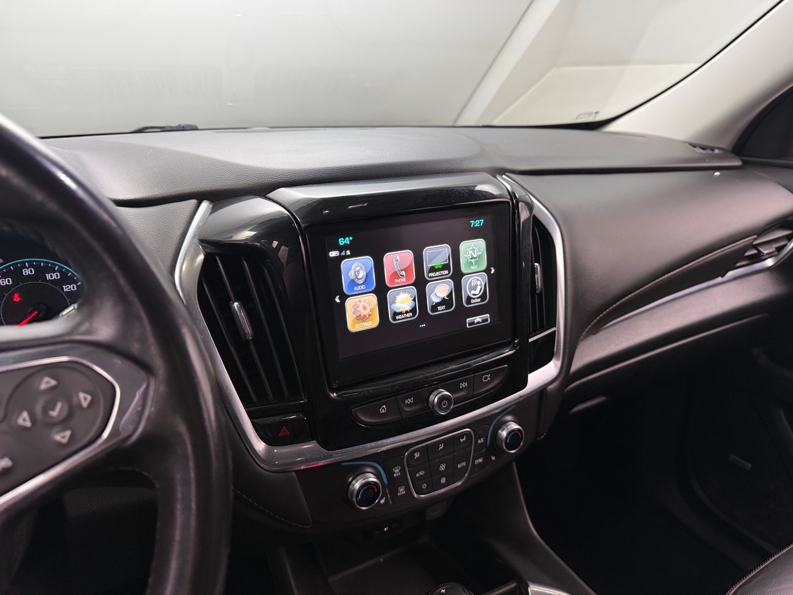 Thumbnail: 2019 Chevrolet Traverse - 3