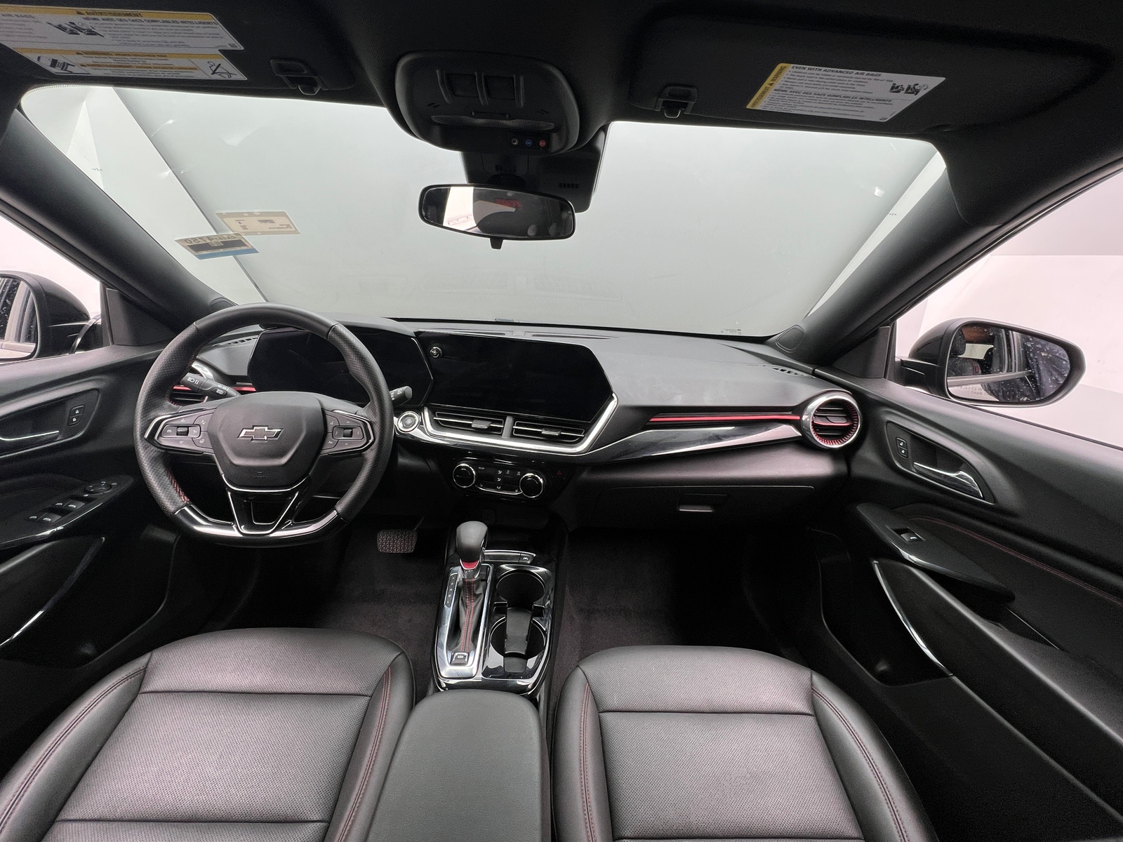 Thumbnail: 2024 Chevrolet Trax - 3