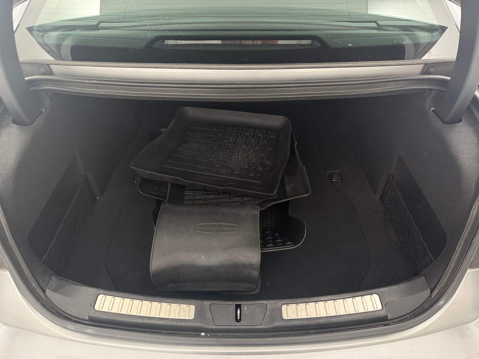 Thumbnail: 2020 Lincoln Continental - 6