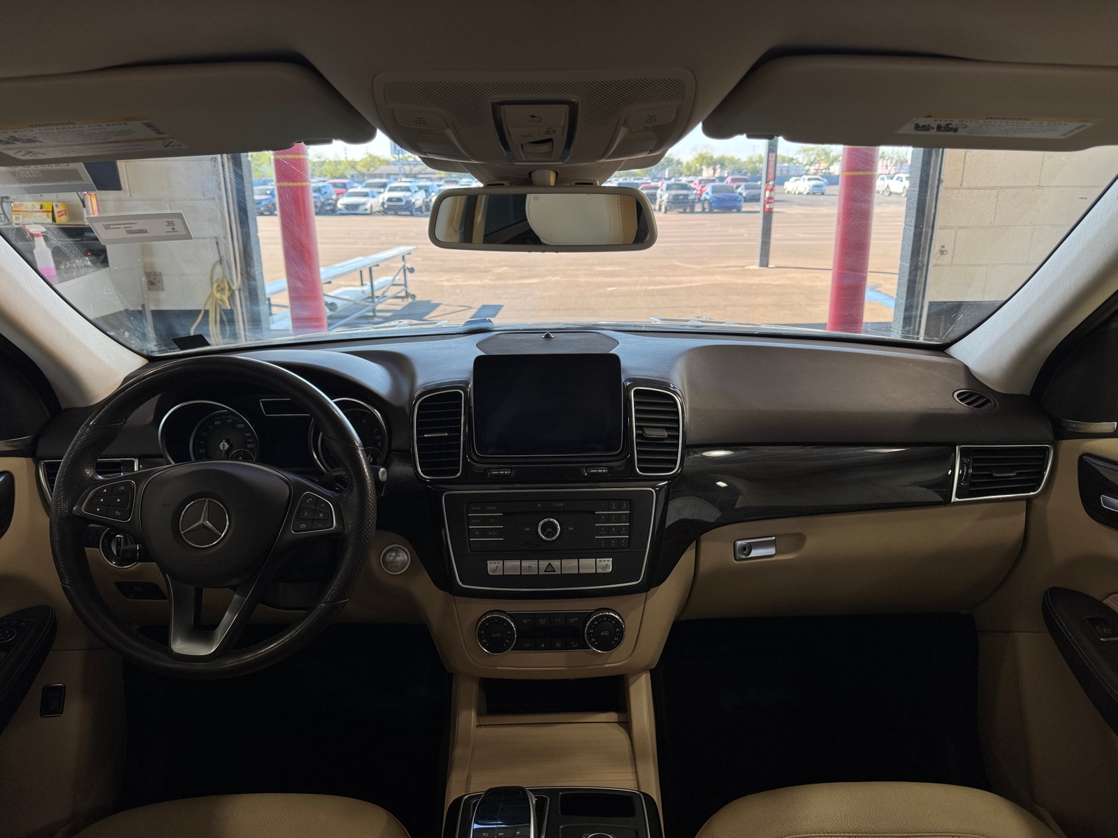 Thumbnail: 2018 Mercedes-Benz GLE - 2