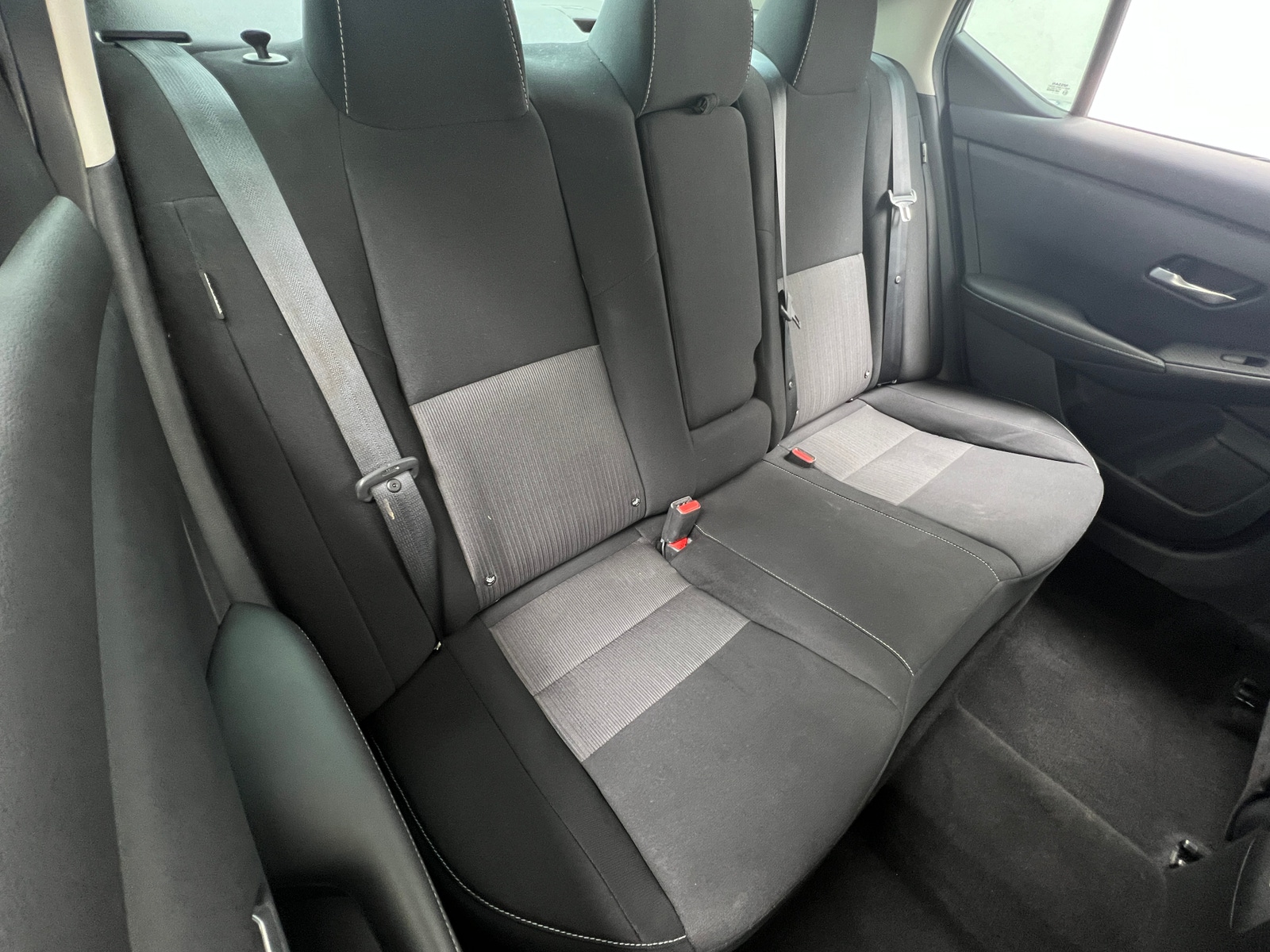 Thumbnail: 2021 Nissan Sentra - 6