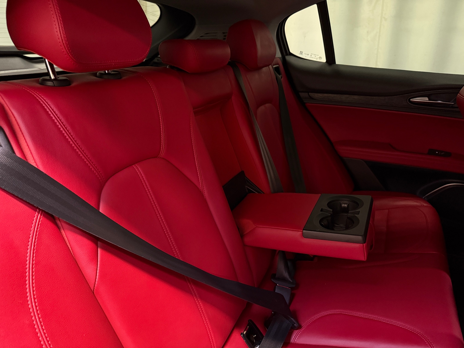Thumbnail: 2020 Alfa Romeo Stelvio - 5