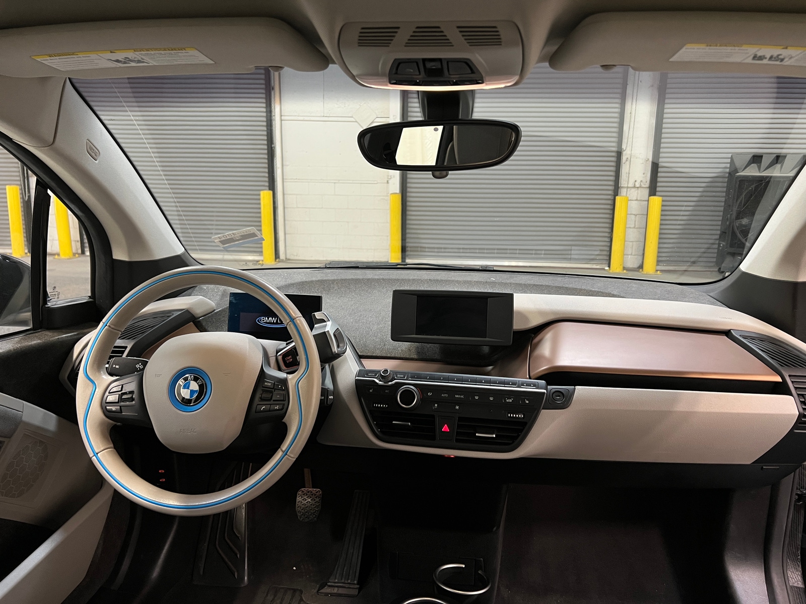 Thumbnail: 2019 BMW i3 - 3