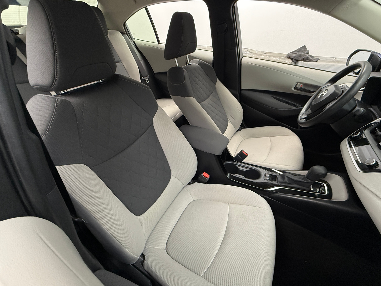 Thumbnail: 2022 Toyota Corolla - 2