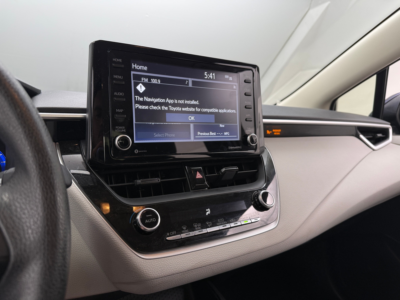 Thumbnail: 2022 Toyota Corolla - 4