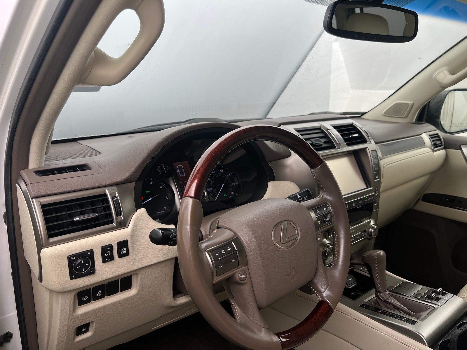 Thumbnail: 2015 Lexus GX - 2