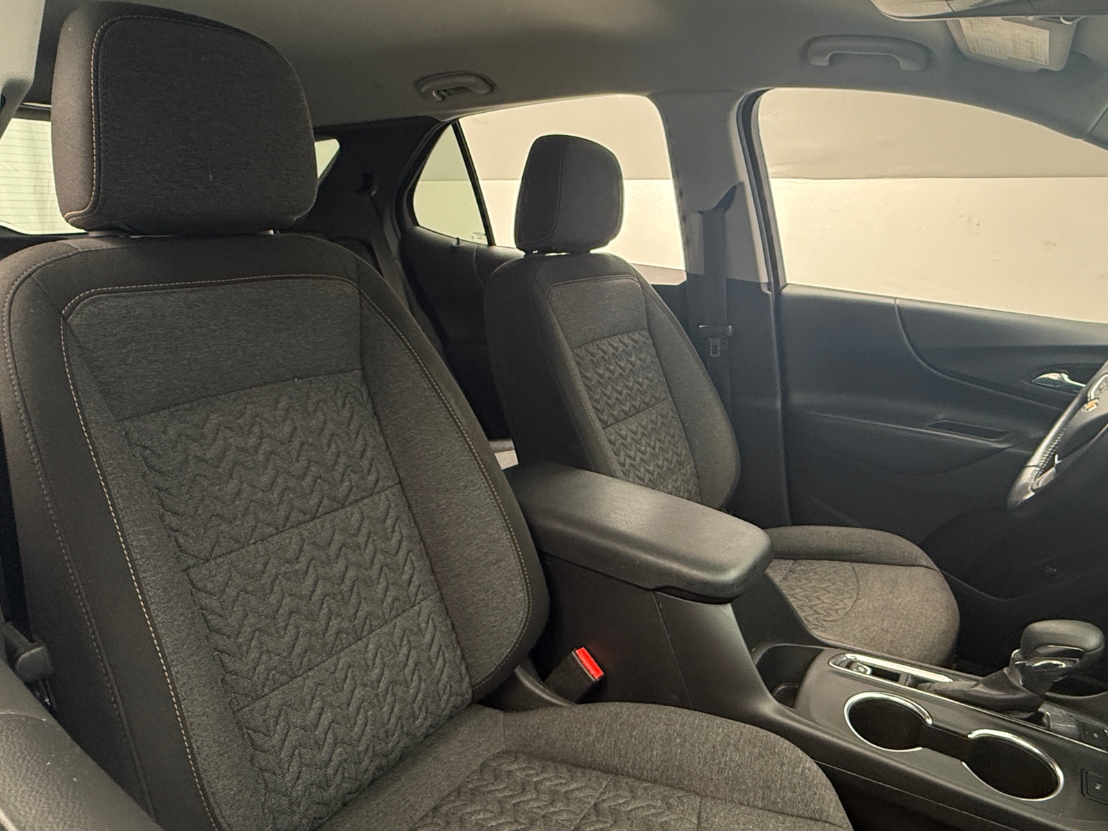 Thumbnail: 2022 Chevrolet Equinox - 2